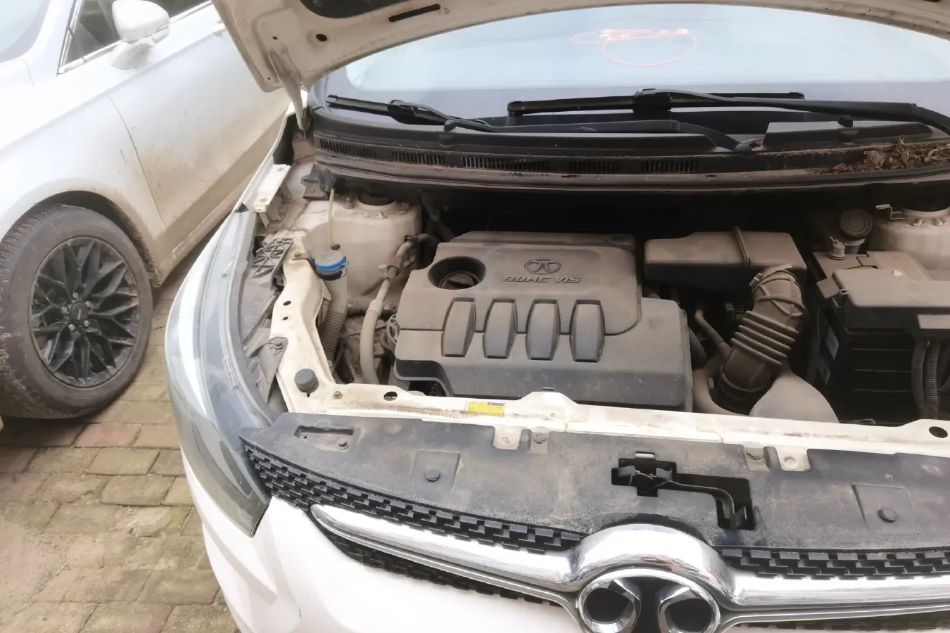 2015 BeiJing Auto Senova X25 1.5L 116HP L4 5MT,autocango,china used car exporter,china ev exporter,chinese used car exporter,chinese used ev exporter