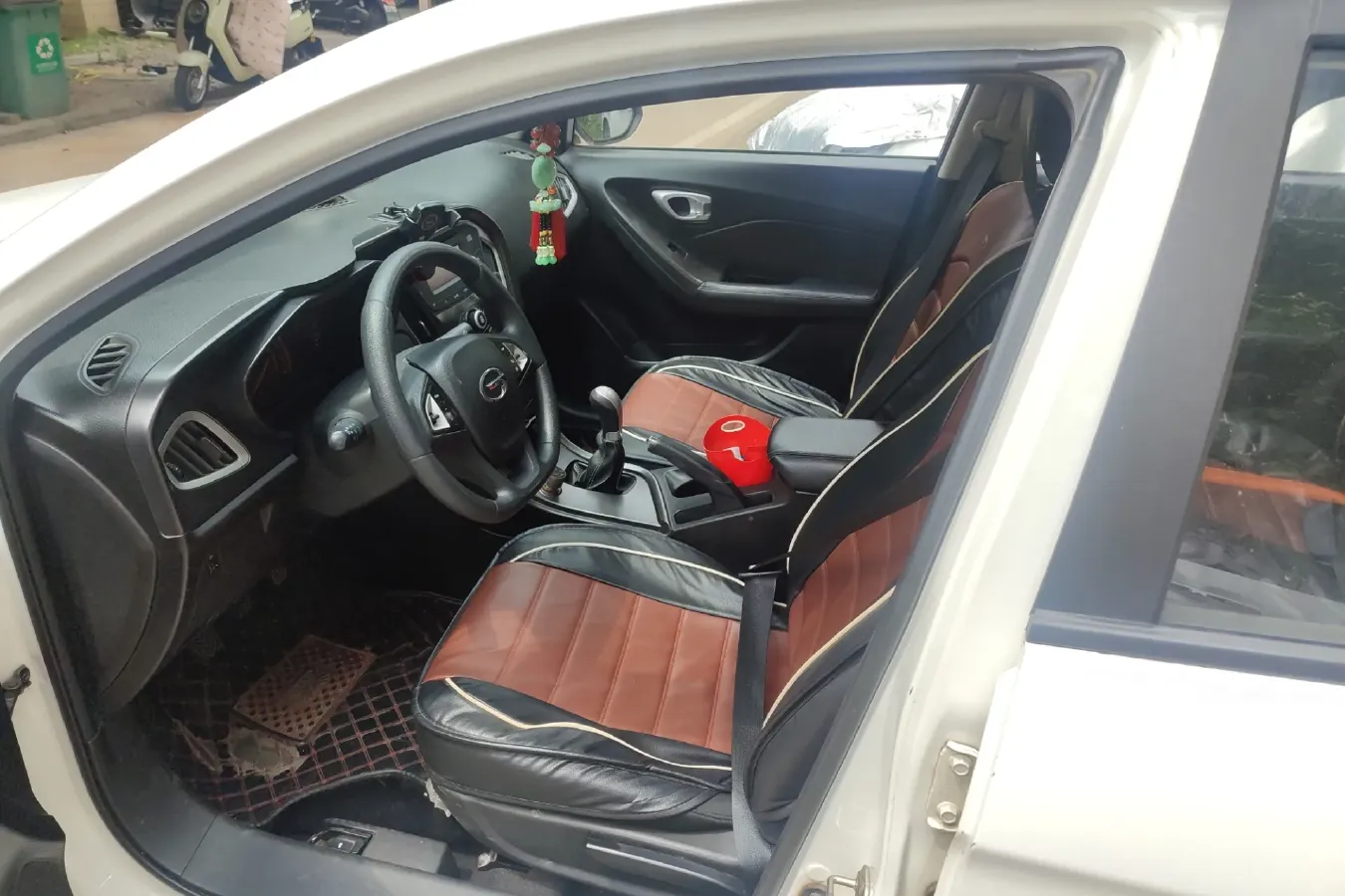 2013 GAC Trumpchi GA3 1.6L 122HP L4 5MT,autocango,china used car exporter,china ev exporter,chinese used car exporter,chinese used ev exporter