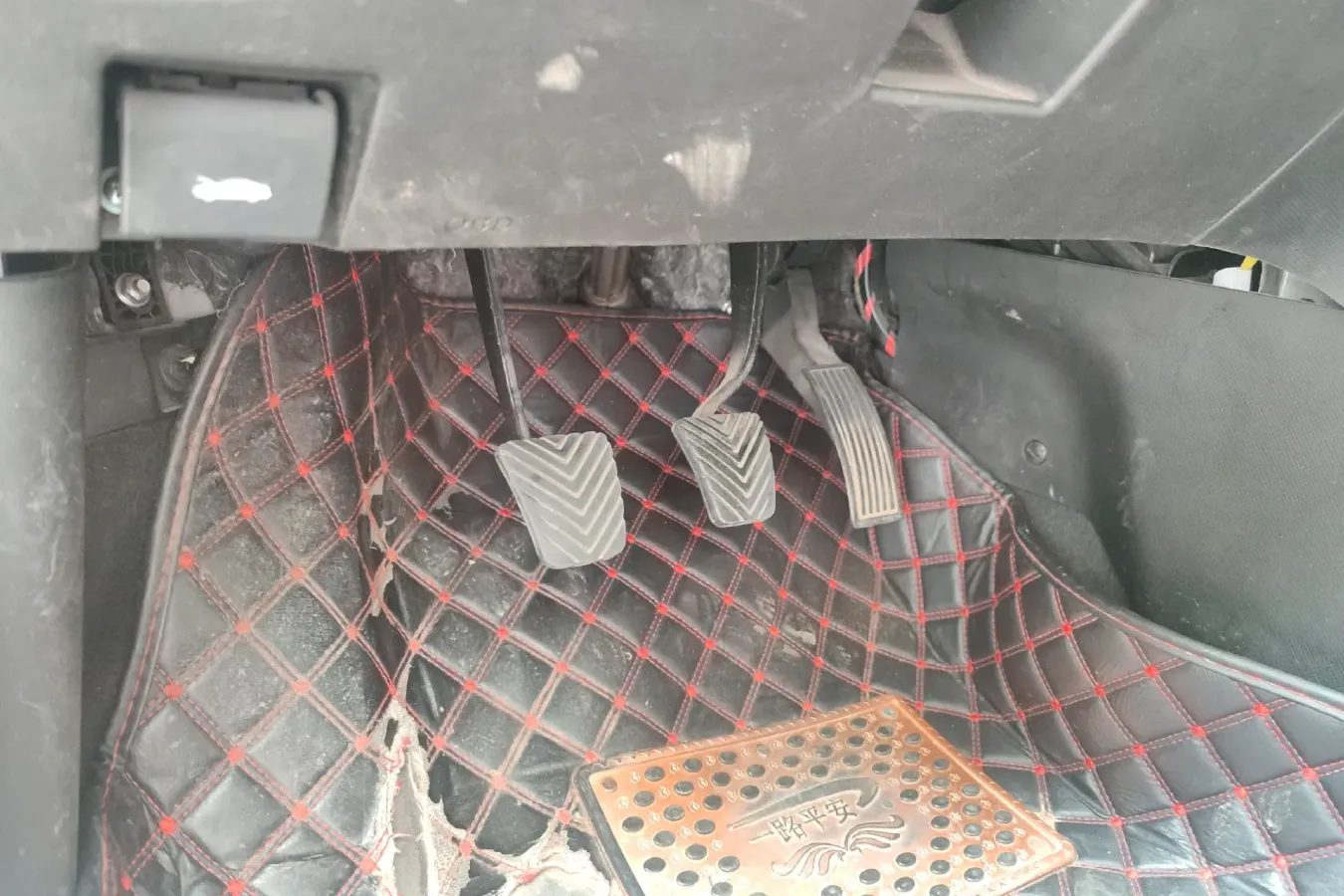 2013 GAC Trumpchi GA3 1.6L 122HP L4 5MT,autocango,china used car exporter,china ev exporter,chinese used car exporter,chinese used ev exporter