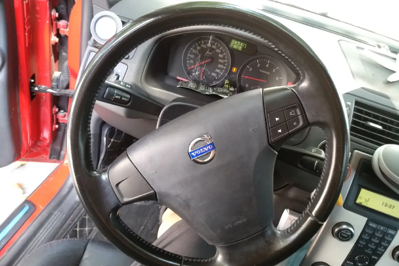 2011 Volvo S40 2.0L 141HP L4 6DCT,autocango,china used car exporter,china ev exporter,chinese used car exporter,chinese used ev exporter