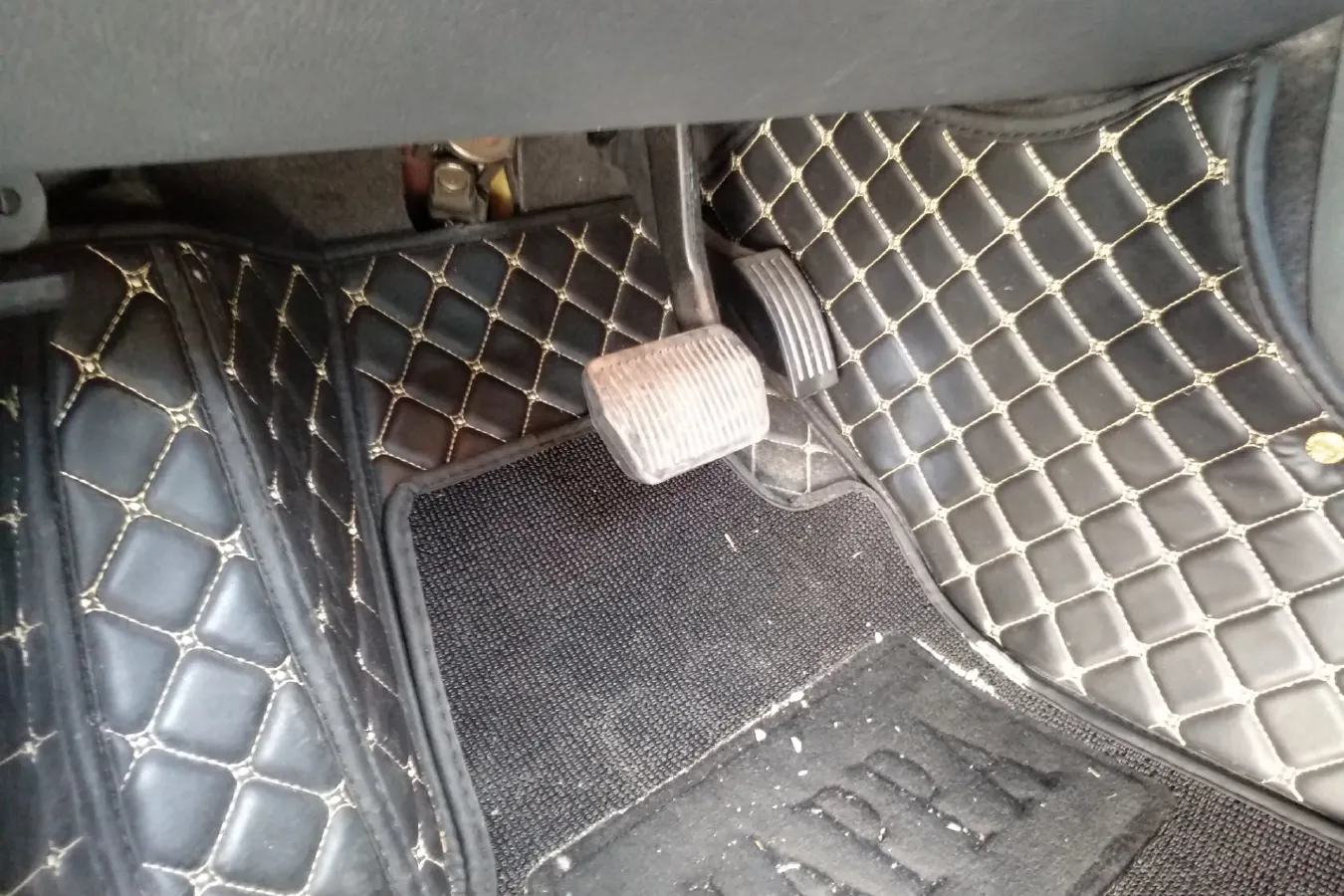 2011 Volvo S40 2.0L 141HP L4 6DCT,autocango,china used car exporter,china ev exporter,chinese used car exporter,chinese used ev exporter