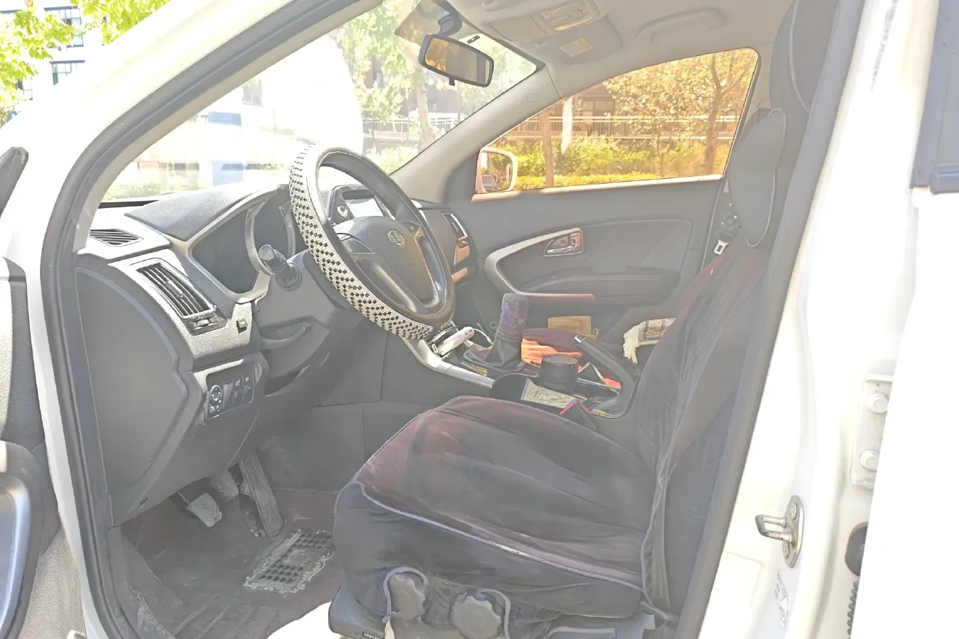 2017 HawTai Santafe 1.5T 156HP L4 6MT,autocango,china used car exporter,china ev exporter,chinese used car exporter,chinese used ev exporter