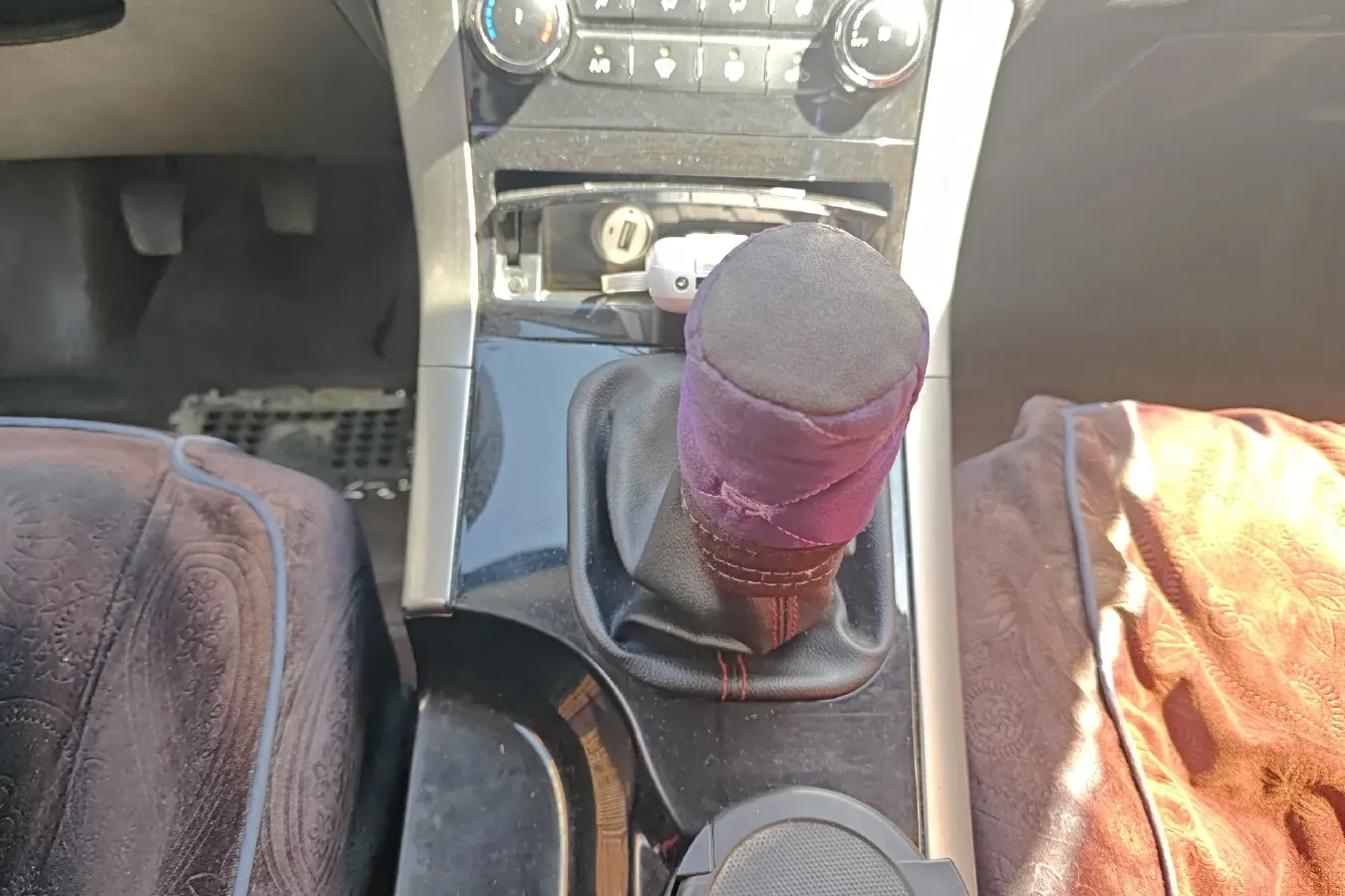 2017 HawTai Santafe 1.5T 156HP L4 6MT,autocango,china used car exporter,china ev exporter,chinese used car exporter,chinese used ev exporter