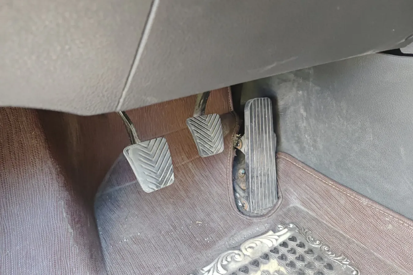 2017 HawTai Santafe 1.5T 156HP L4 6MT,autocango,china used car exporter,china ev exporter,chinese used car exporter,chinese used ev exporter