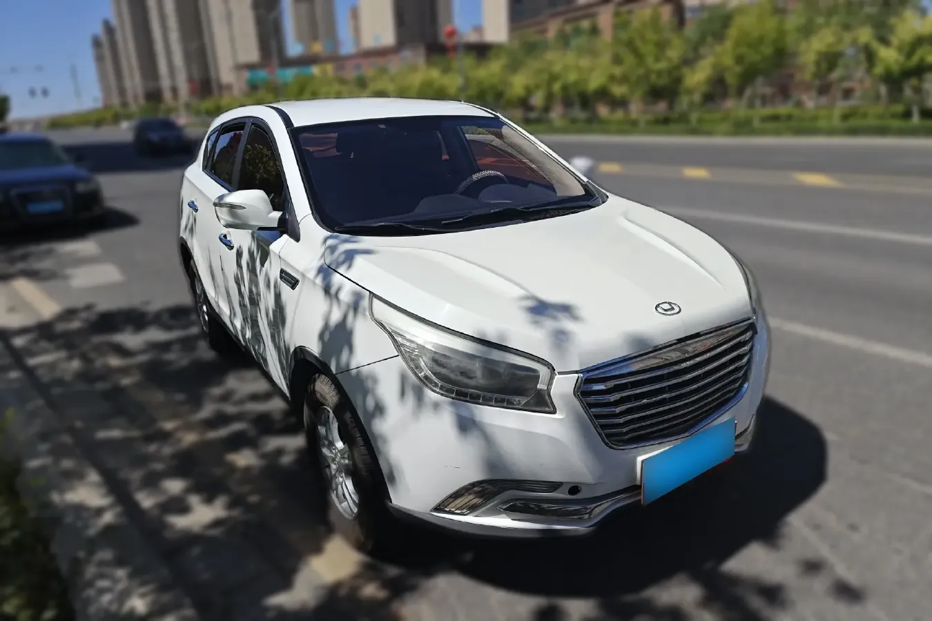 2017 HawTai Santafe 1.5T 156HP L4 6MT,autocango,china used car exporter,china ev exporter,chinese used car exporter,chinese used ev exporter