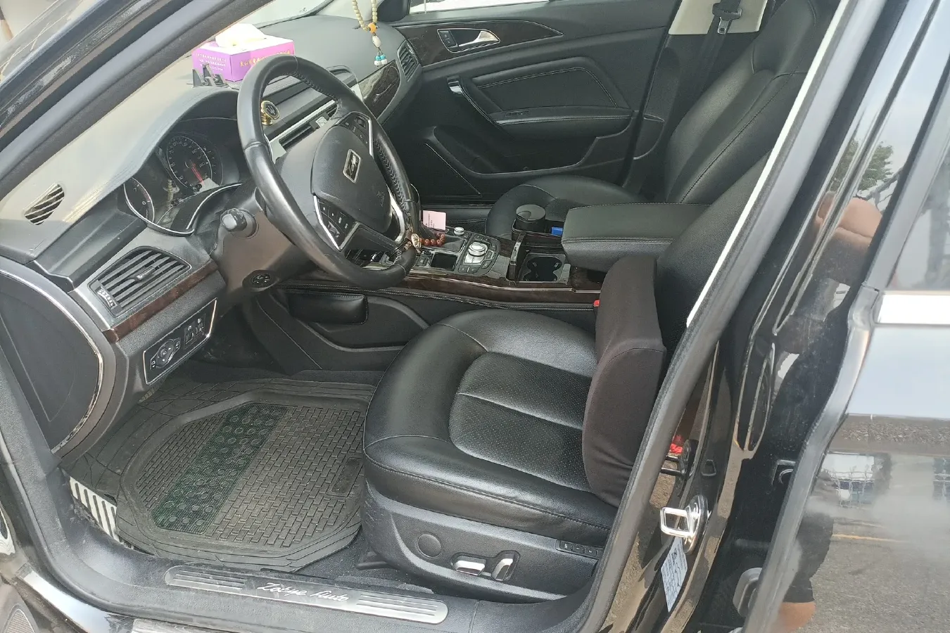 2016 Zotye Z700 1.8T 177HP L4 6DCT,autocango,china used car exporter,china ev exporter,chinese used car exporter,chinese used ev exporter