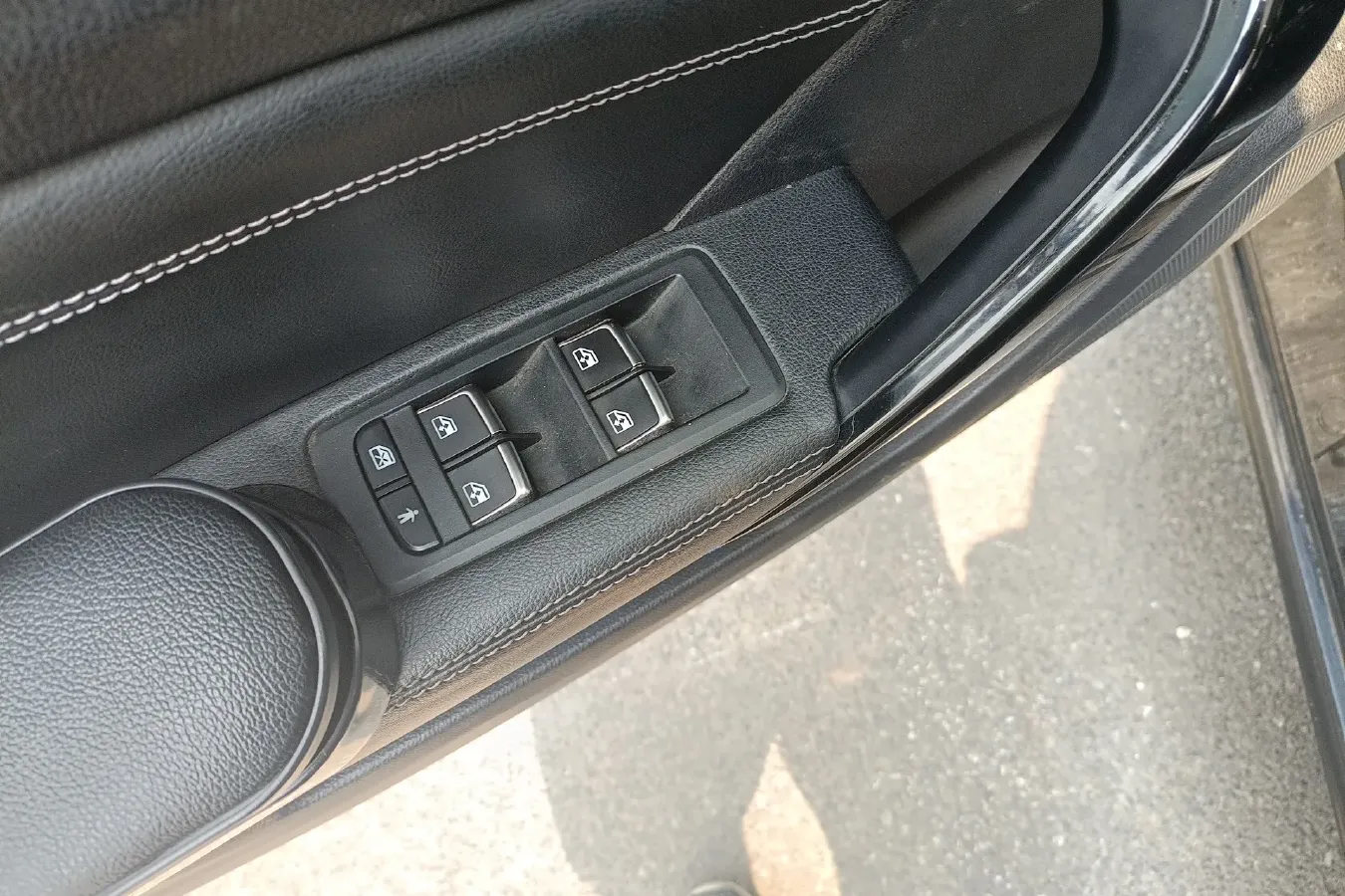 2016 Zotye Z700 1.8T 177HP L4 6DCT,autocango,china used car exporter,china ev exporter,chinese used car exporter,chinese used ev exporter