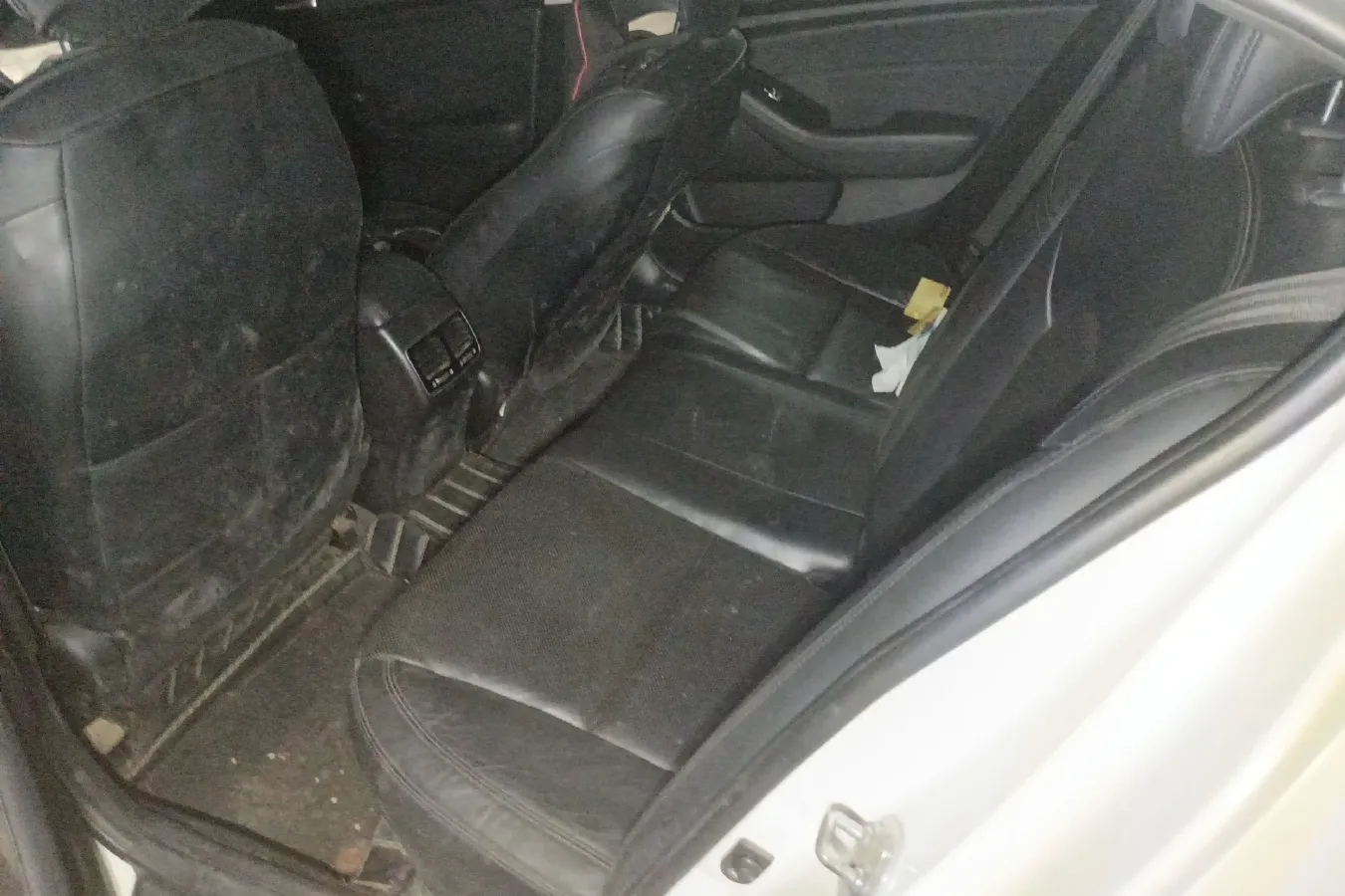 2013 Kia Cadenza 2.4L 180HP L4 6AT,autocango,china used car exporter,china ev exporter,chinese used car exporter,chinese used ev exporter