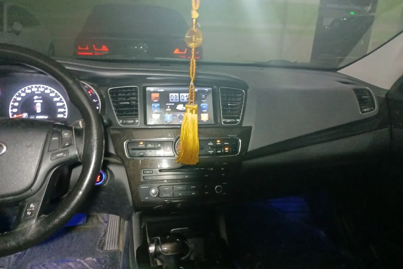 2013 Kia Cadenza 2.4L 180HP L4 6AT,autocango,china used car exporter,china ev exporter,chinese used car exporter,chinese used ev exporter