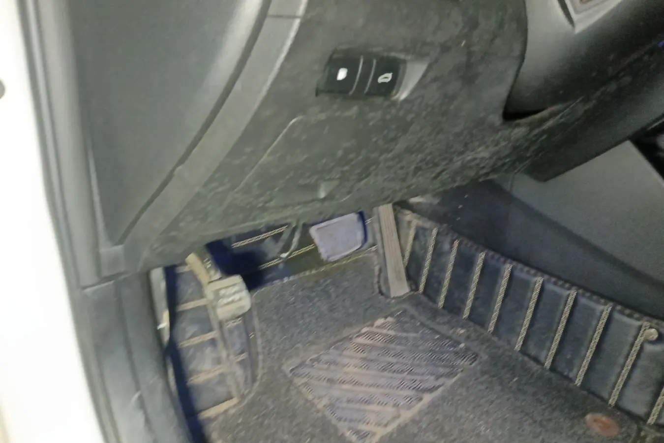 2013 Kia Cadenza 2.4L 180HP L4 6AT,autocango,china used car exporter,china ev exporter,chinese used car exporter,chinese used ev exporter