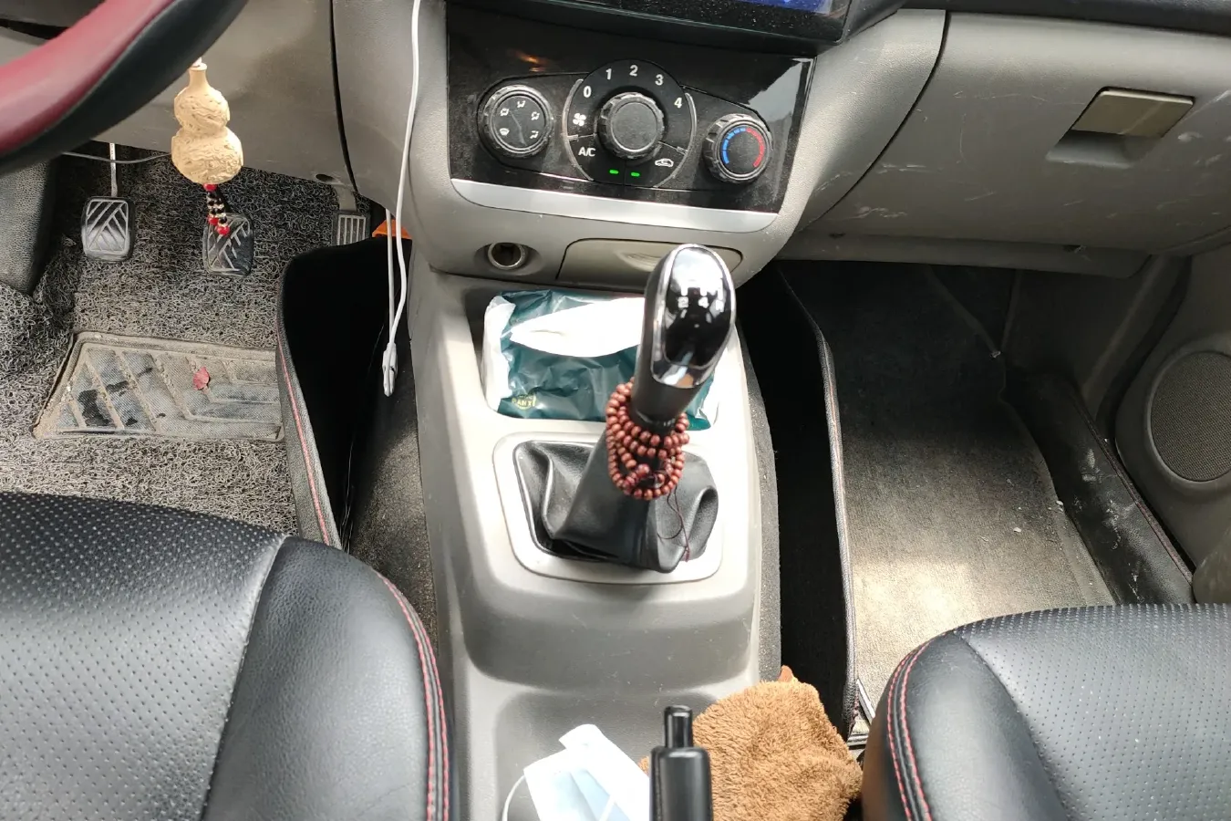 2014 BAIC WeiWang M20 1.5L 106HP L4 5MT,autocango,china used car exporter,china ev exporter,chinese used car exporter,chinese used ev exporter