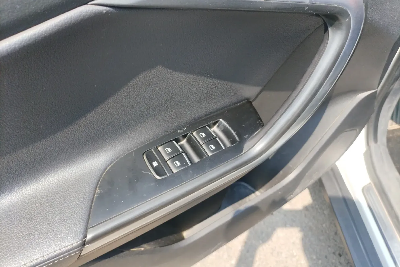 2016 BAIC Hyosow S6 1.5T 150HP L4 6MT,autocango,china used car exporter,china ev exporter,chinese used car exporter,chinese used ev exporter