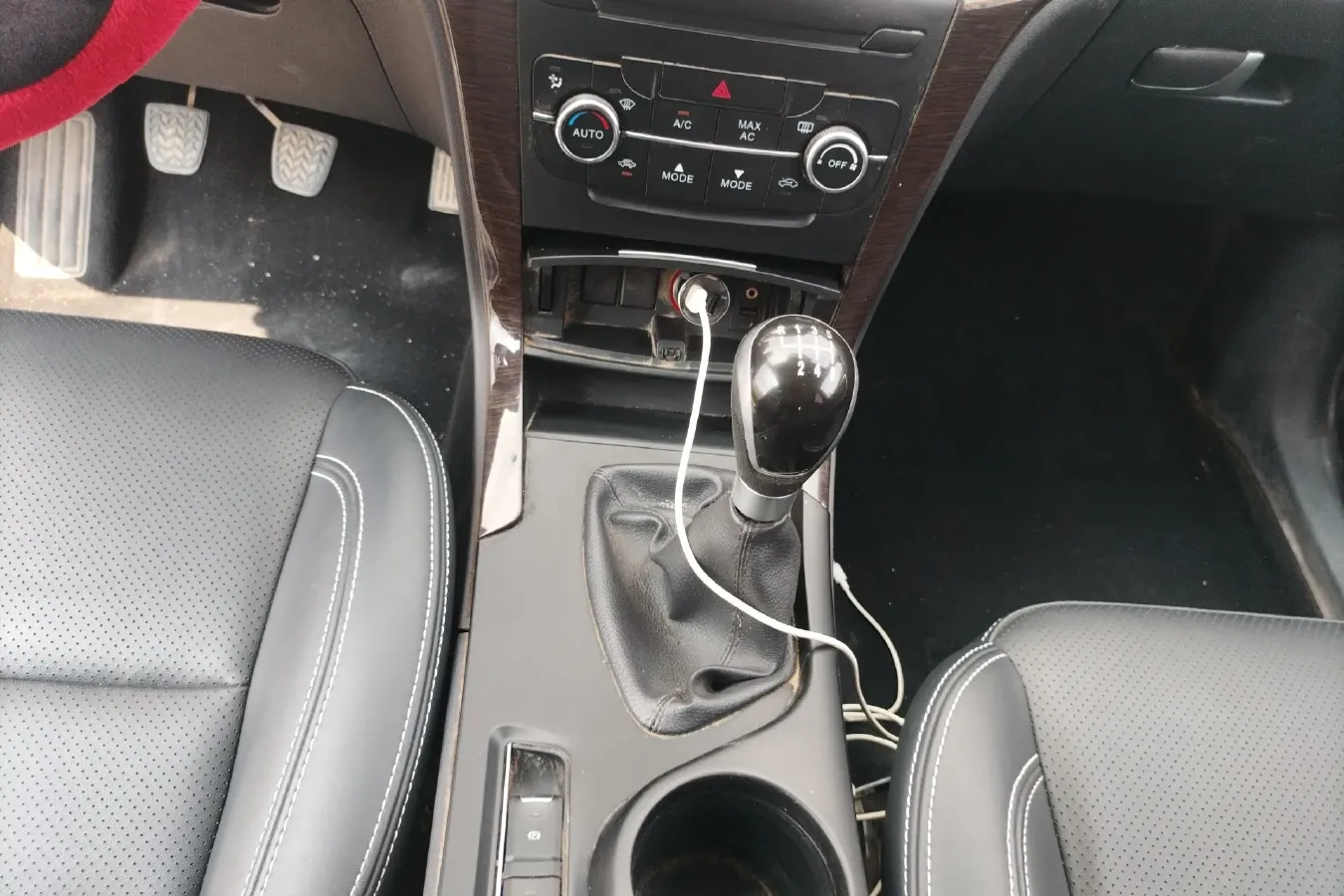 2016 BAIC Hyosow S6 1.5T 150HP L4 6MT,autocango,china used car exporter,china ev exporter,chinese used car exporter,chinese used ev exporter