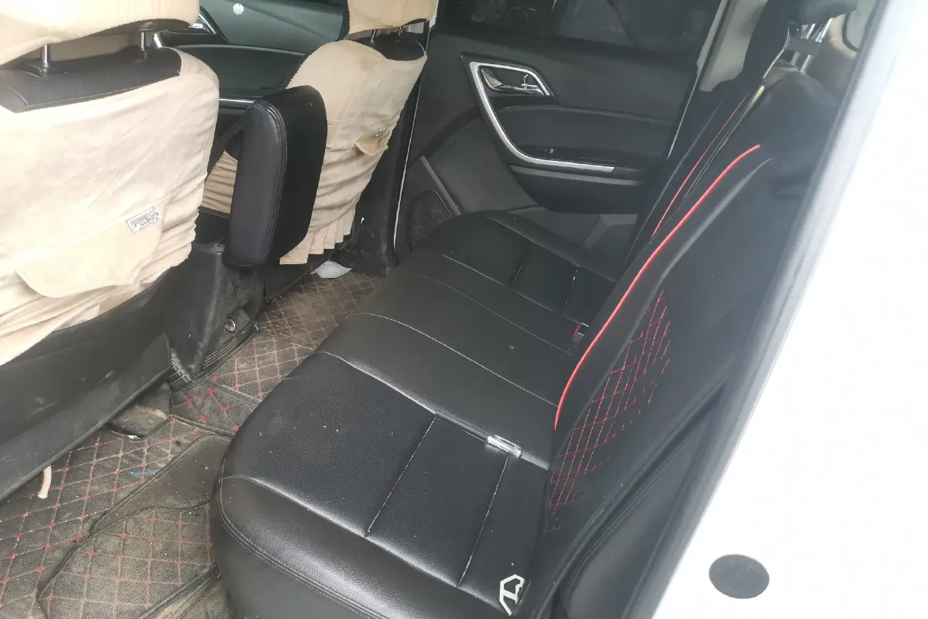 2018 JMC YuHu 5 2.4T 140HP L4 5MT,autocango,china used car exporter,china ev exporter,chinese used car exporter,chinese used ev exporter