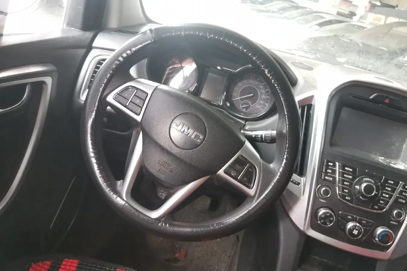 2018 JMC YuHu 5 2.4T 140HP L4 5MT,autocango,china used car exporter,china ev exporter,chinese used car exporter,chinese used ev exporter