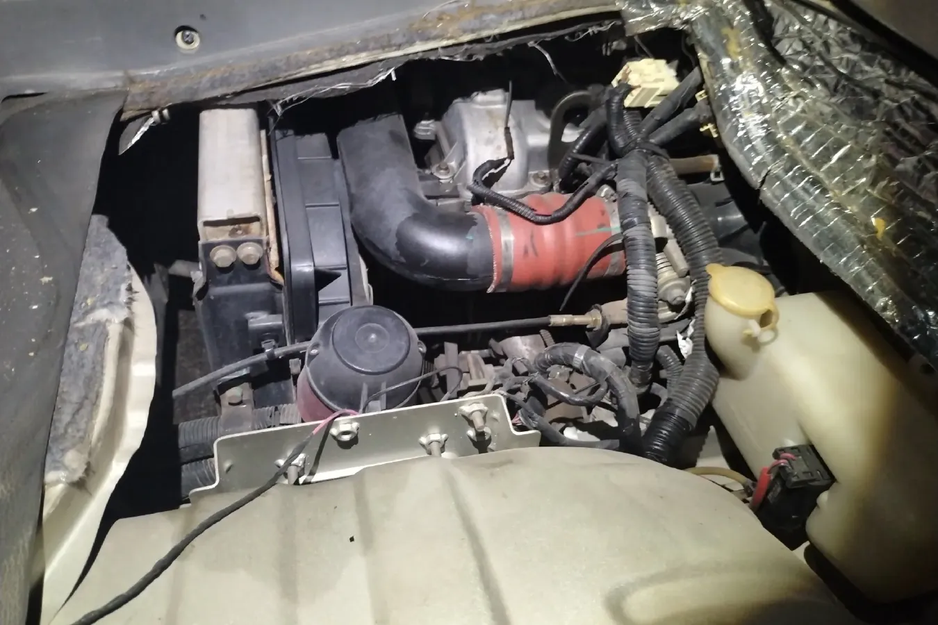 2018 Foton XiangLing V 1.2L 87HP L4 5MT,autocango,china used car exporter,china ev exporter,chinese used car exporter,chinese used ev exporter