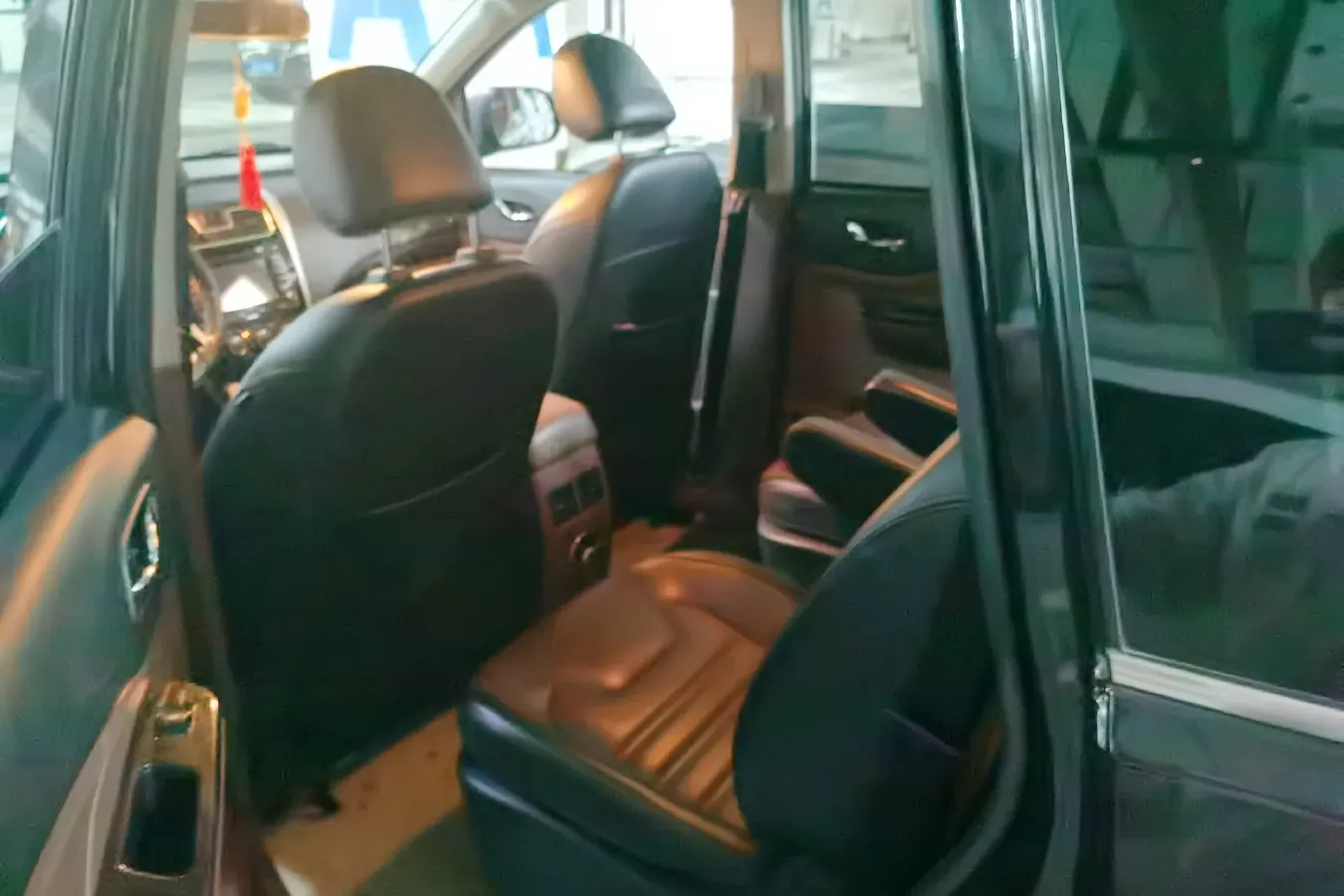 2016 DongFeng Forthing SX6 1.6L 122HP L4 5MT,autocango,china used car exporter,china ev exporter,chinese used car exporter,chinese used ev exporter