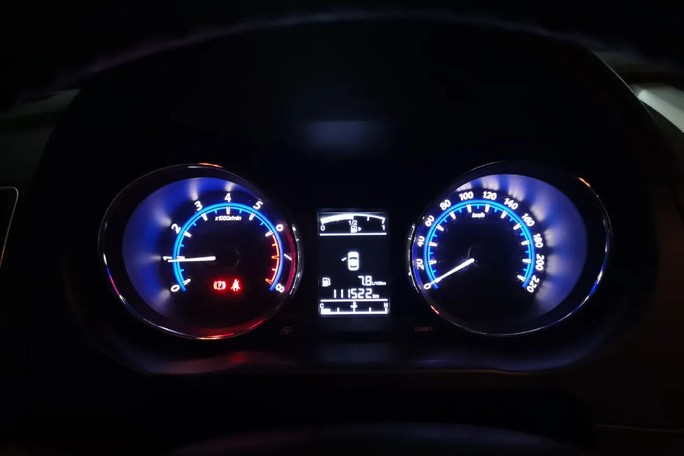 2016 DongFeng Forthing SX6 1.6L 122HP L4 5MT,autocango,china used car exporter,china ev exporter,chinese used car exporter,chinese used ev exporter