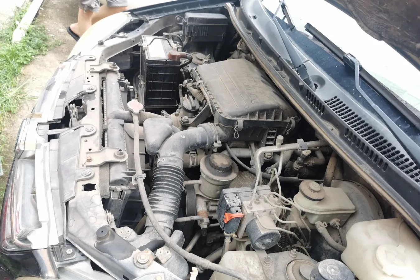 2009 FAW Senia M80 1.5L 102HP L4 5MT,autocango,china used car exporter,china ev exporter,chinese used car exporter,chinese used ev exporter