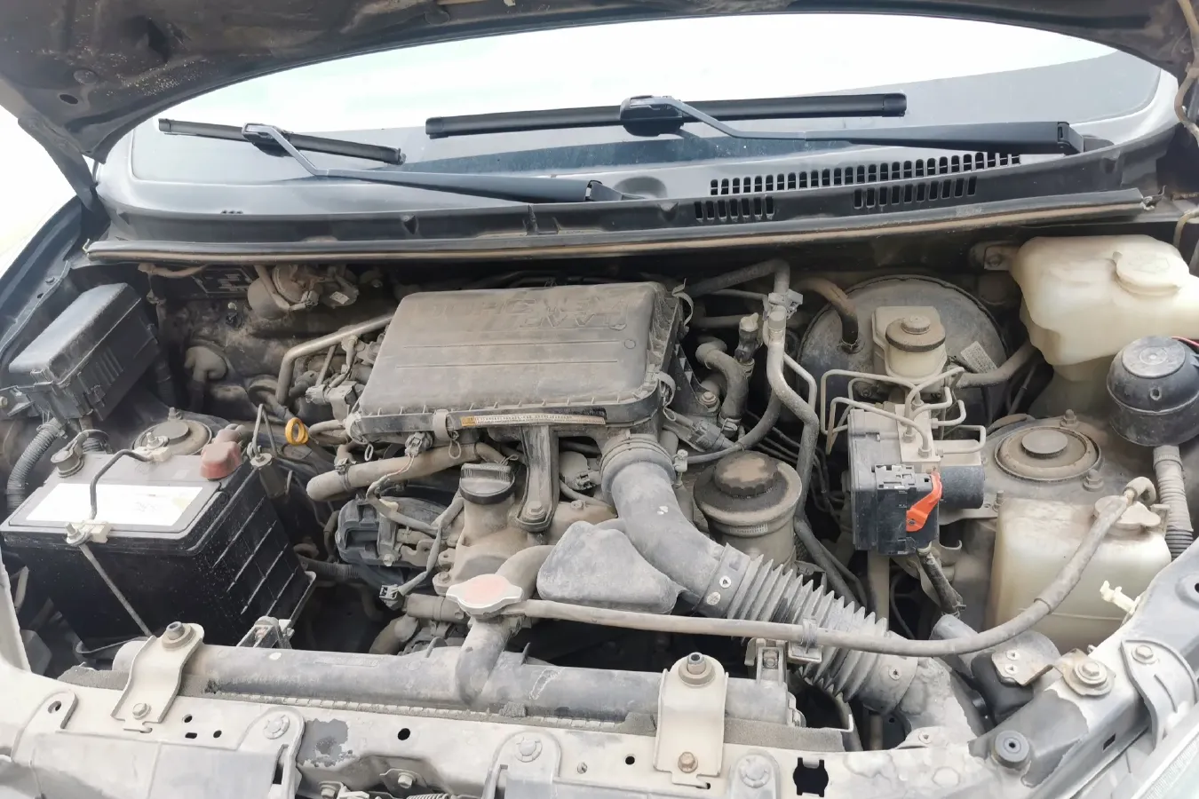 2009 FAW Senia M80 1.5L 102HP L4 5MT,autocango,china used car exporter,china ev exporter,chinese used car exporter,chinese used ev exporter