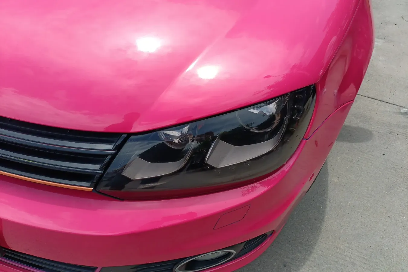 2011 Volkswagen Eos 2.0T 211HP L4 6DCT,autocango,china used car exporter,china ev exporter,chinese used car exporter,chinese used ev exporter