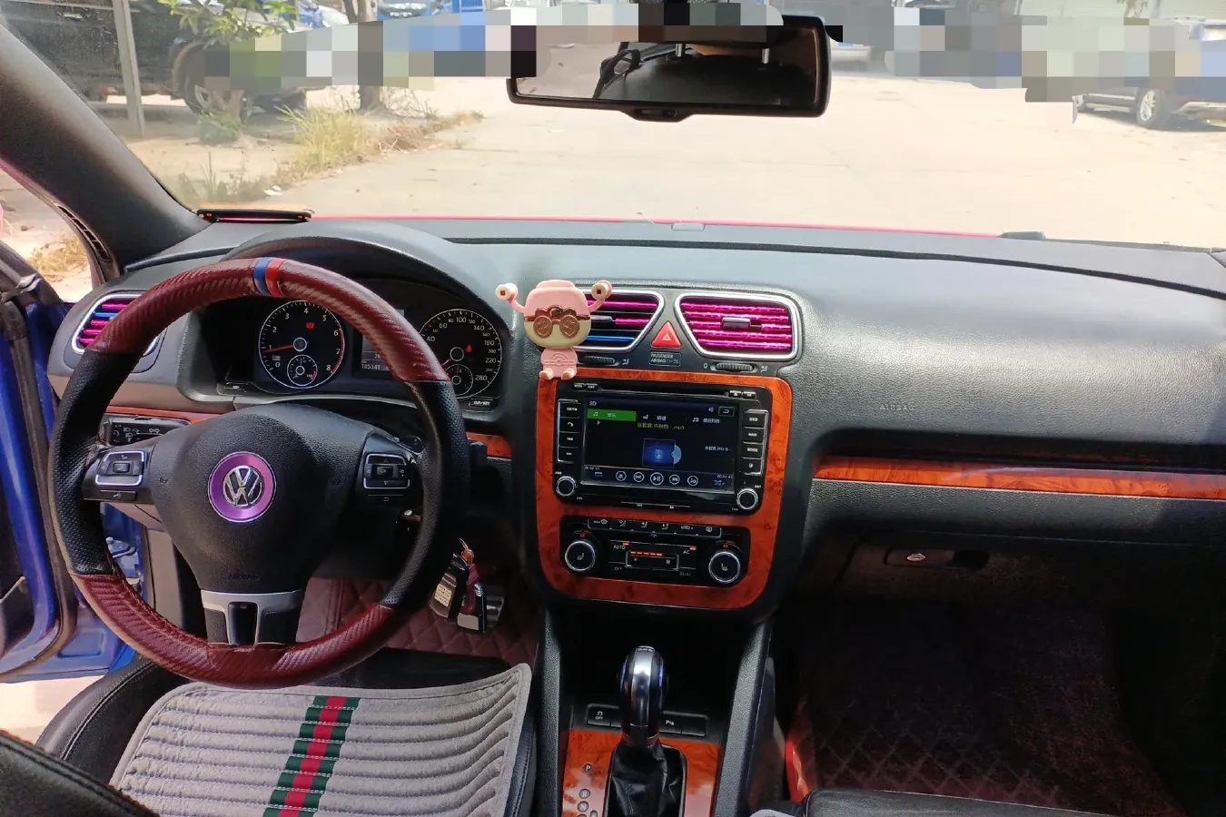 2011 Volkswagen Eos 2.0T 211HP L4 6DCT,autocango,china used car exporter,china ev exporter,chinese used car exporter,chinese used ev exporter