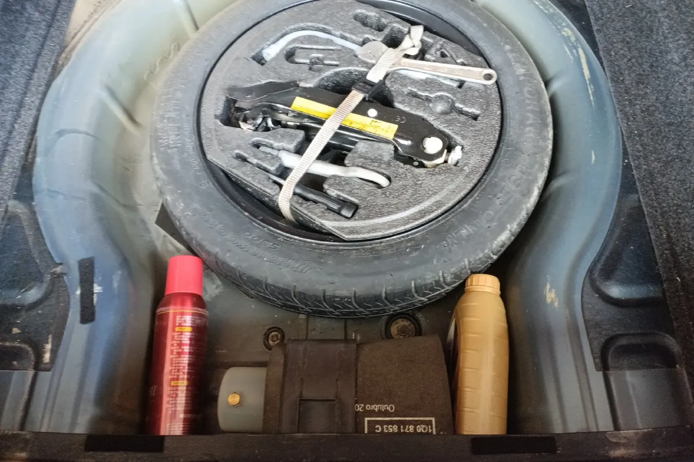 2011 Volkswagen Eos 2.0T 211HP L4 6DCT,autocango,china used car exporter,china ev exporter,chinese used car exporter,chinese used ev exporter