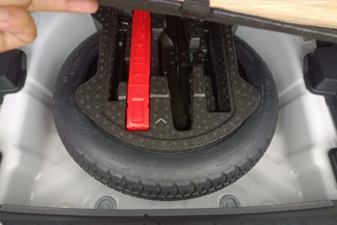 2023 Geely Coolray 1.5T 181HP L4 7DCT,autocango,china used car exporter,china ev exporter,chinese used car exporter,chinese used ev exporter