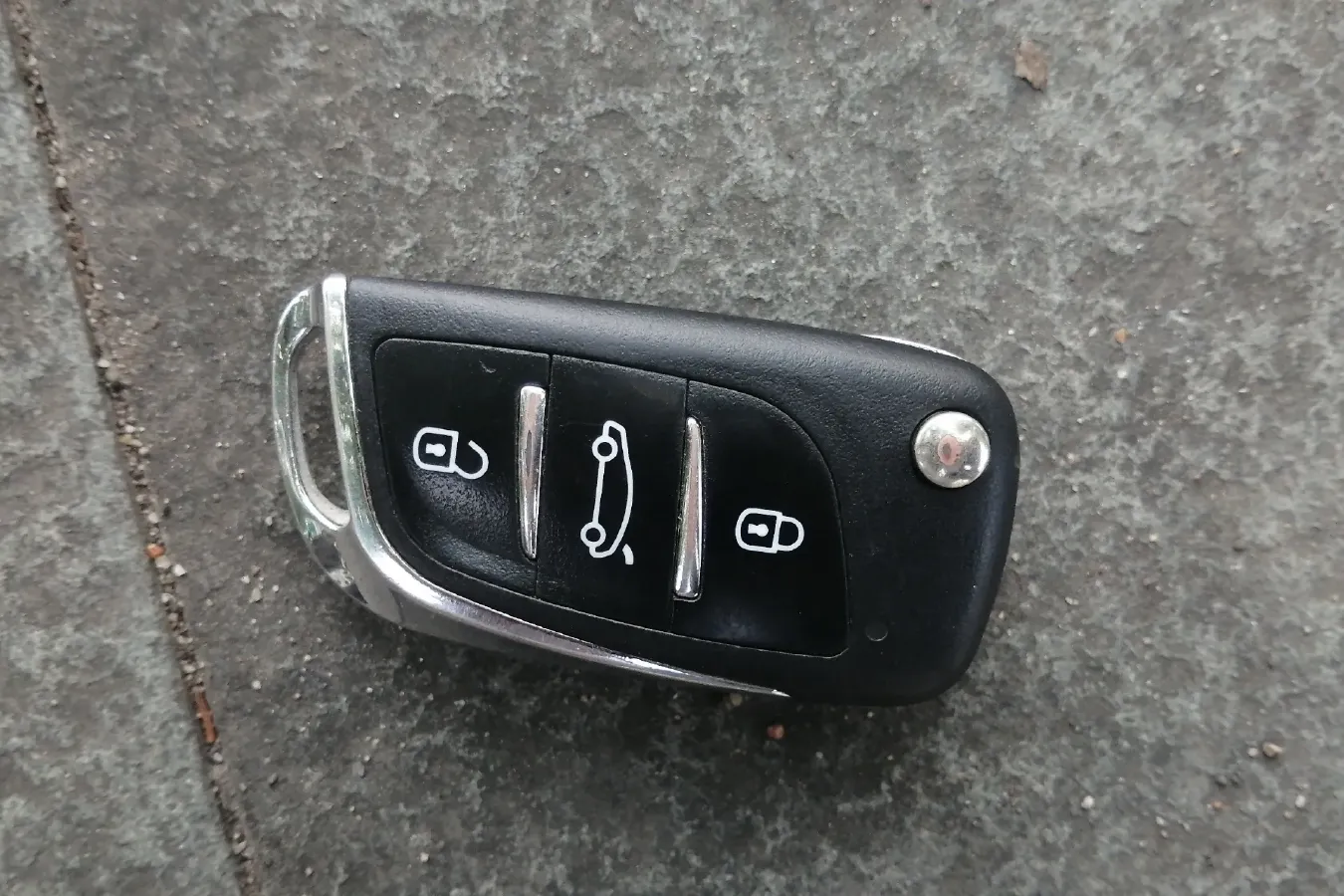 2015 BAIC WeiWang M30 1.5L 116HP L4 5MT,autocango,china used car exporter,china ev exporter,chinese used car exporter,chinese used ev exporter