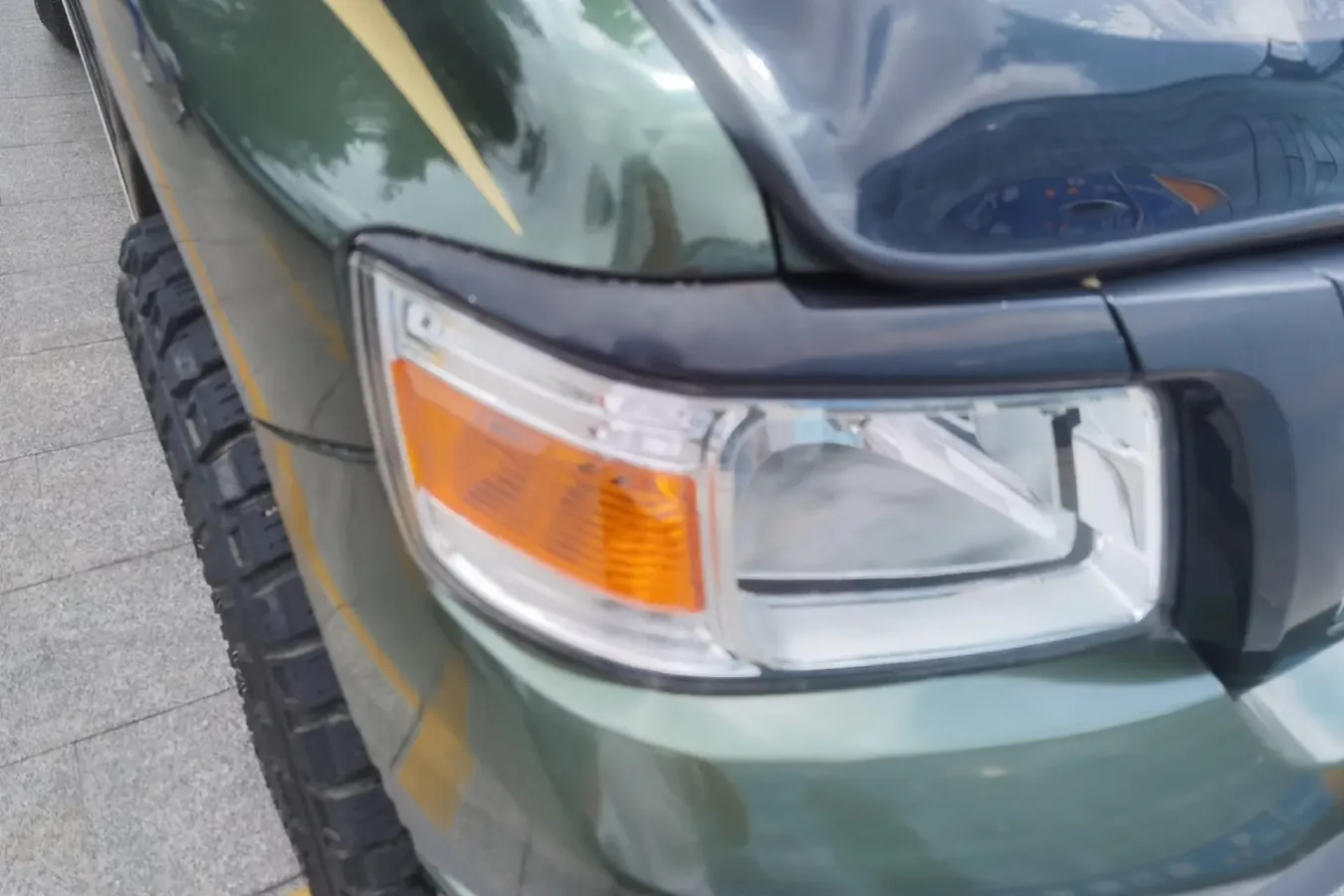 2016 Leopaard Q6 2.4L 147HP L4 5MT,autocango,china used car exporter,china ev exporter,chinese used car exporter,chinese used ev exporter