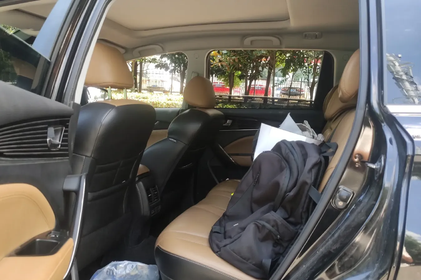 2020 Luxgen URX 1.8T 204HP L4 6AT,autocango,china used car exporter,china ev exporter,chinese used car exporter,chinese used ev exporter