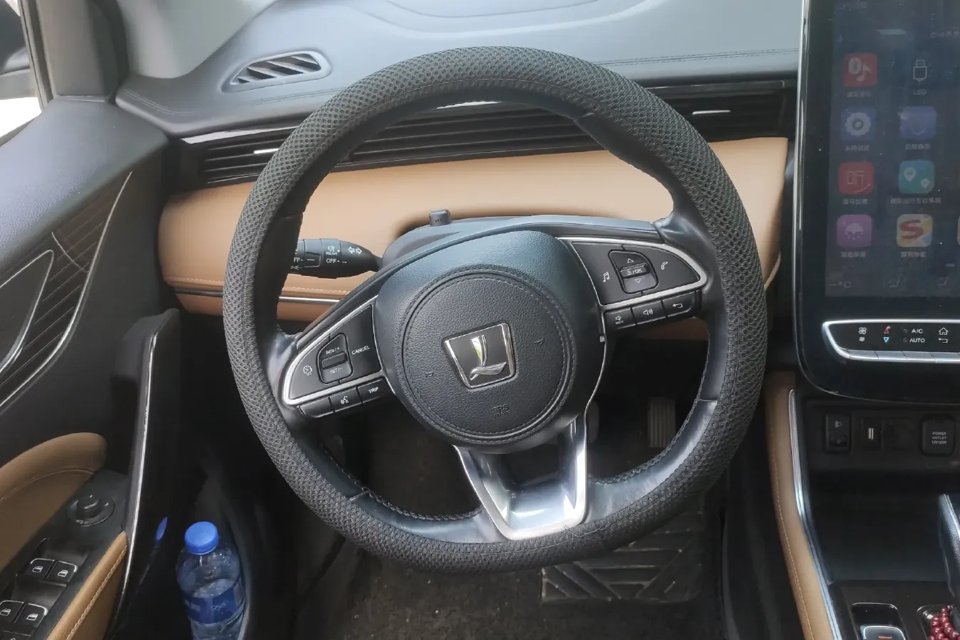 2020 Luxgen URX 1.8T 204HP L4 6AT,autocango,china used car exporter,china ev exporter,chinese used car exporter,chinese used ev exporter