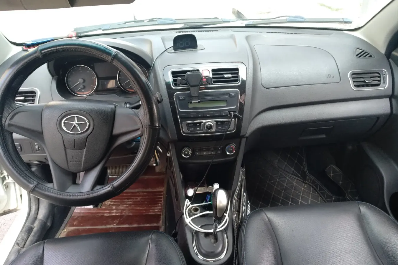 2015 JAC iEV BEV 19.2KWH,autocango,china used car exporter,china ev exporter,chinese used car exporter,chinese used ev exporter