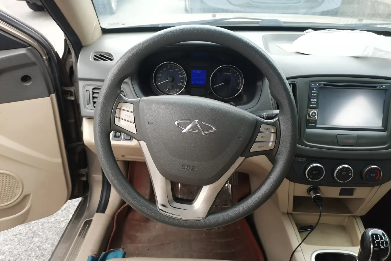 2014 Chery E5 1.5L 109HP L4 5MT,autocango,china used car exporter,china ev exporter,chinese used car exporter,chinese used ev exporter