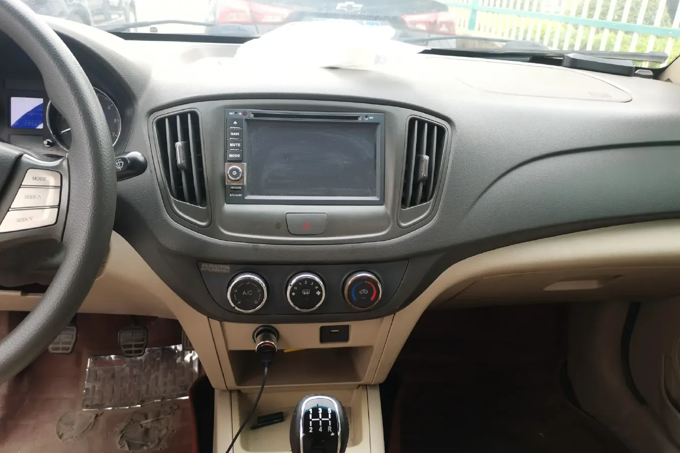 2014 Chery E5 1.5L 109HP L4 5MT,autocango,china used car exporter,china ev exporter,chinese used car exporter,chinese used ev exporter