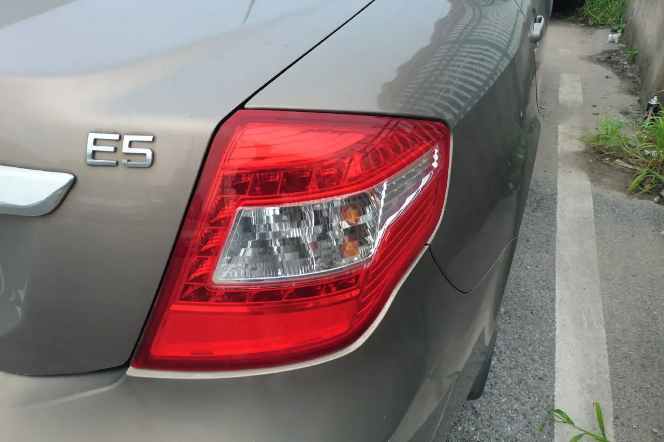 2014 Chery E5 1.5L 109HP L4 5MT,autocango,china used car exporter,china ev exporter,chinese used car exporter,chinese used ev exporter