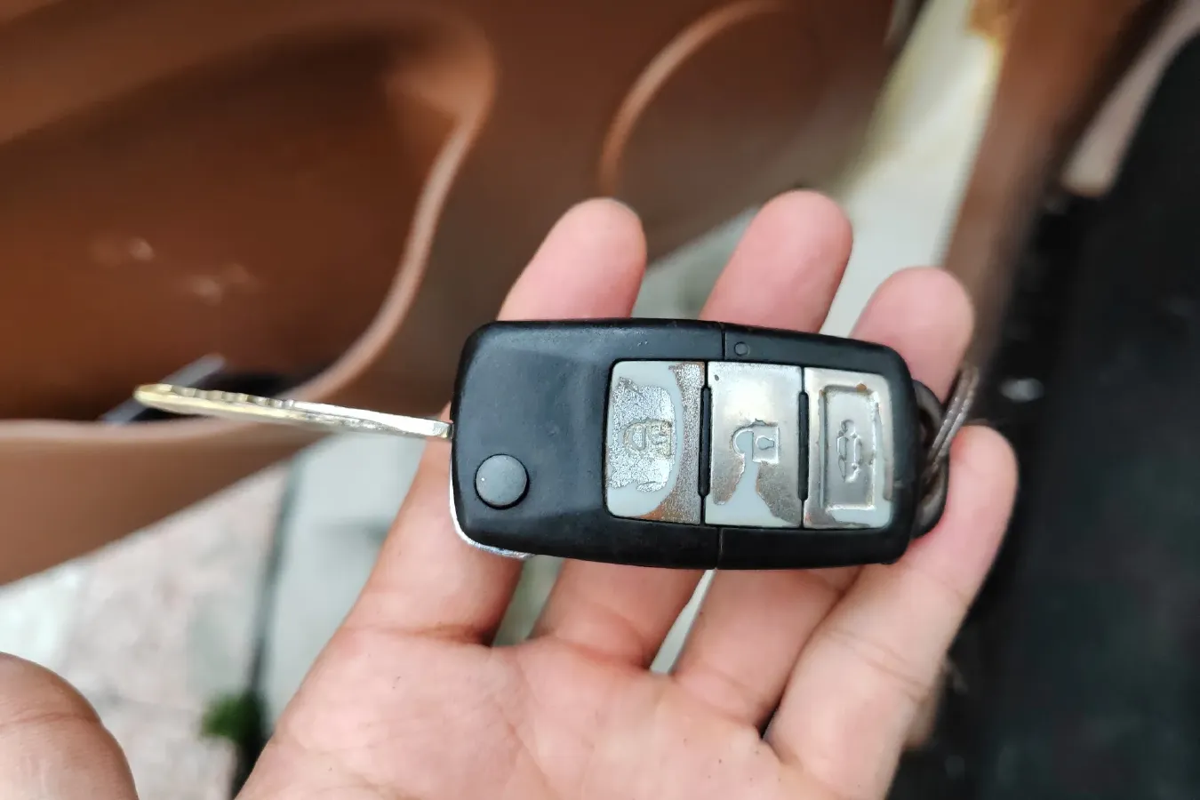 2015 LiFan LeTu 1.5L 109HP L4 5MT,autocango,china used car exporter,china ev exporter,chinese used car exporter,chinese used ev exporter