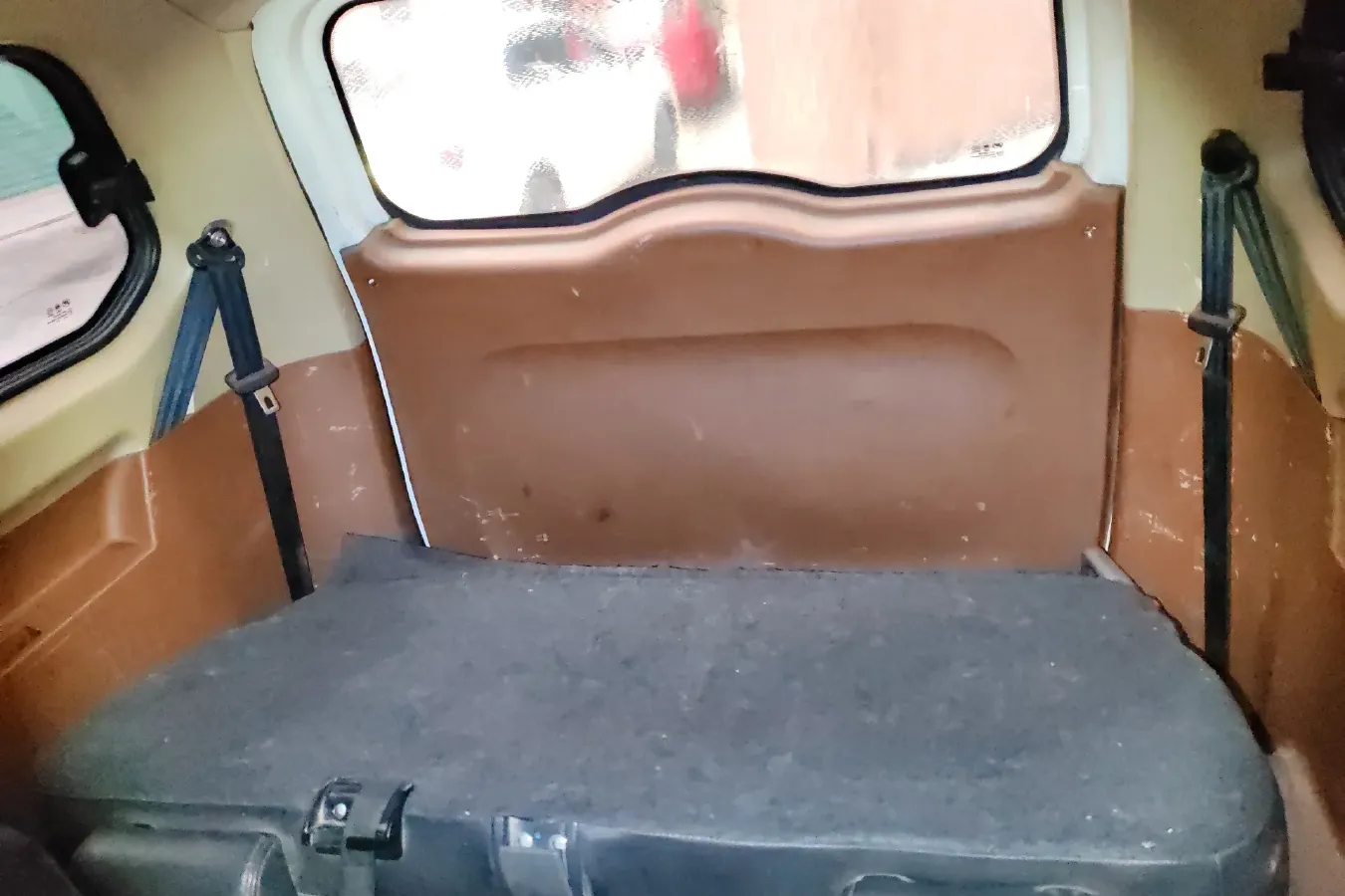 2015 LiFan LeTu 1.5L 109HP L4 5MT,autocango,china used car exporter,china ev exporter,chinese used car exporter,chinese used ev exporter