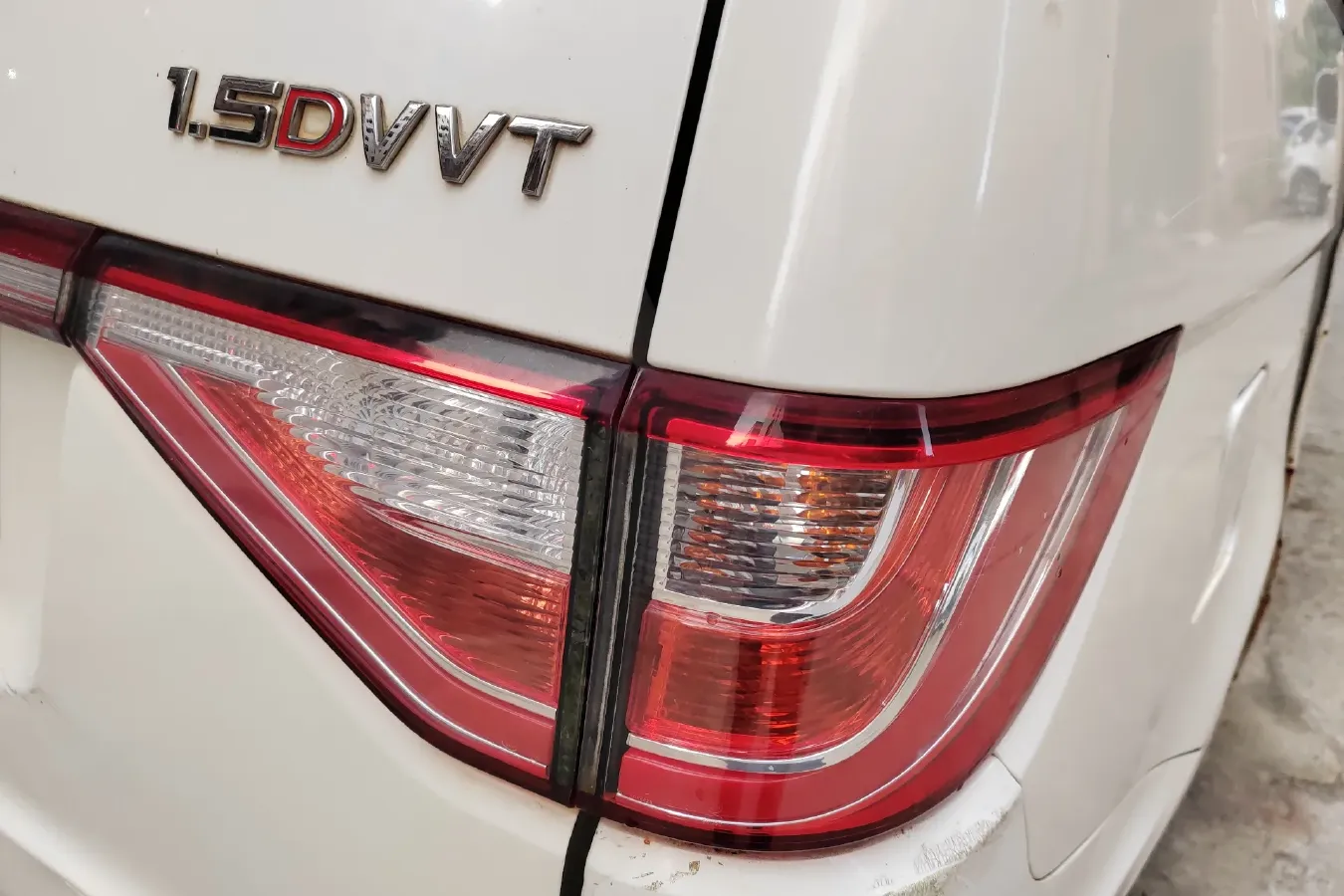 2015 LiFan LeTu 1.5L 109HP L4 5MT,autocango,china used car exporter,china ev exporter,chinese used car exporter,chinese used ev exporter