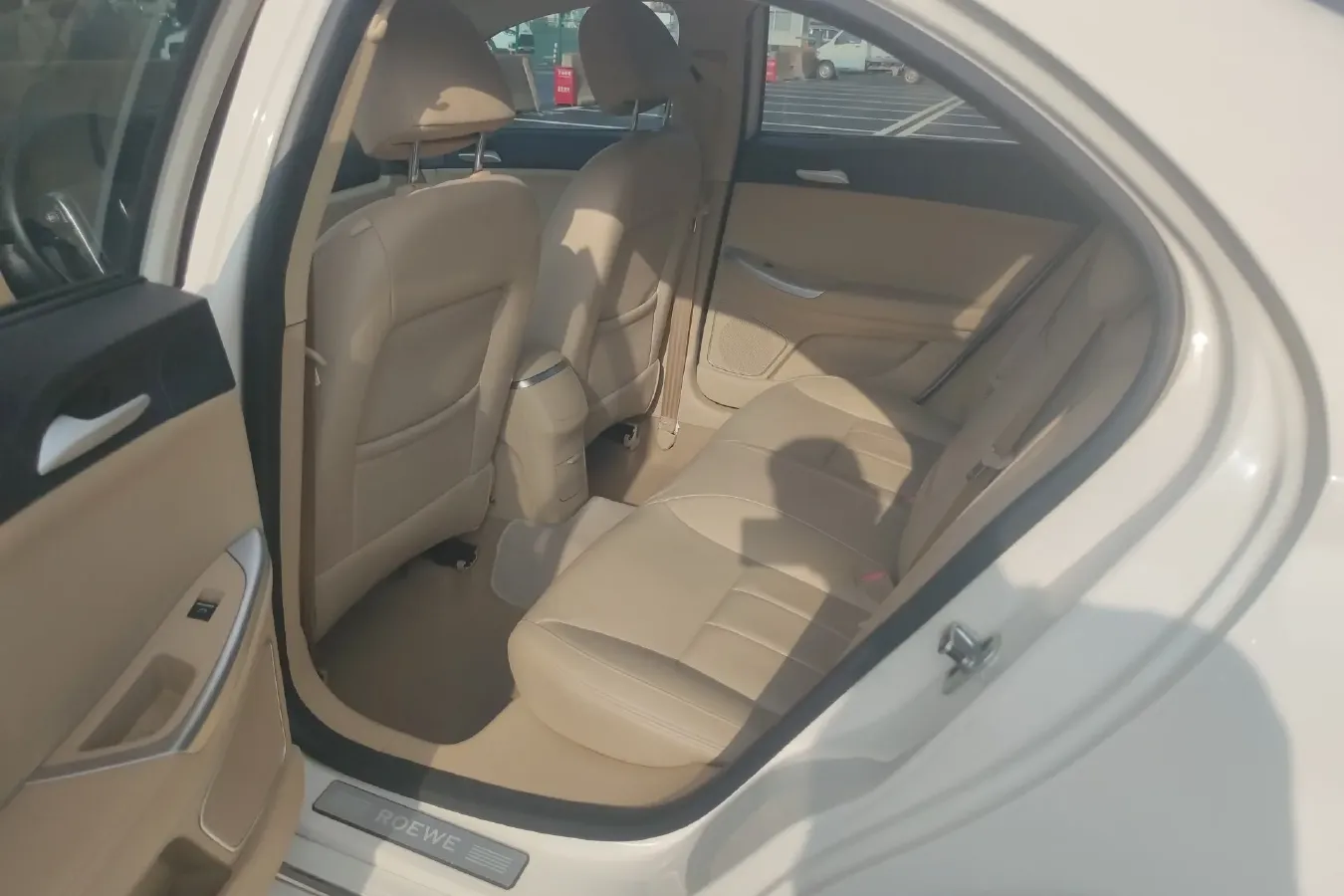 2014 Roewe e550 1.5L 109HP L4 2AT PHEV 11.8KWH,autocango,china used car exporter,china ev exporter,chinese used car exporter,chinese used ev exporter