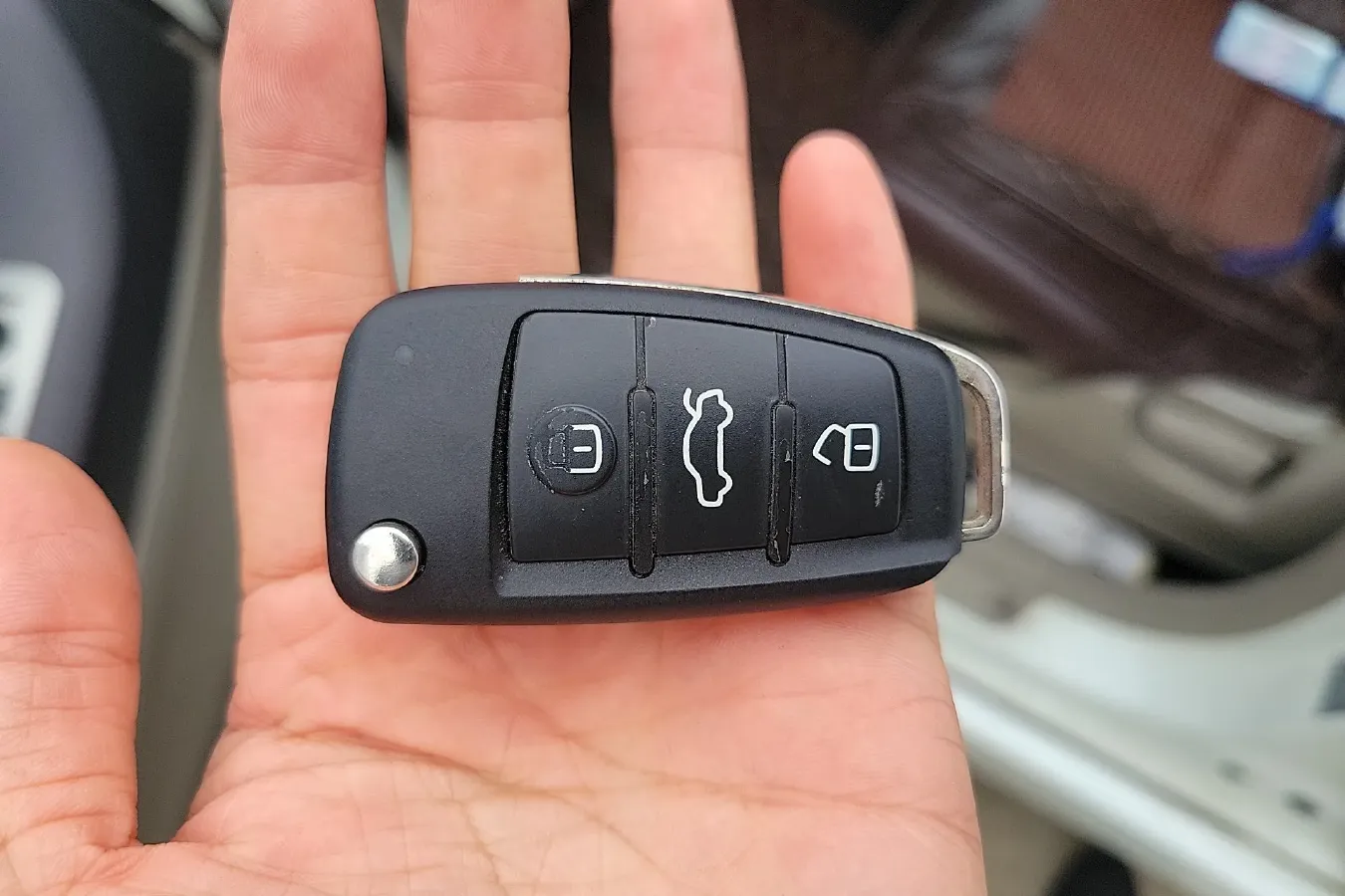 2013 Suzuki Liana 1.4L 101HP L4 5MT,autocango,china used car exporter,china ev exporter,chinese used car exporter,chinese used ev exporter