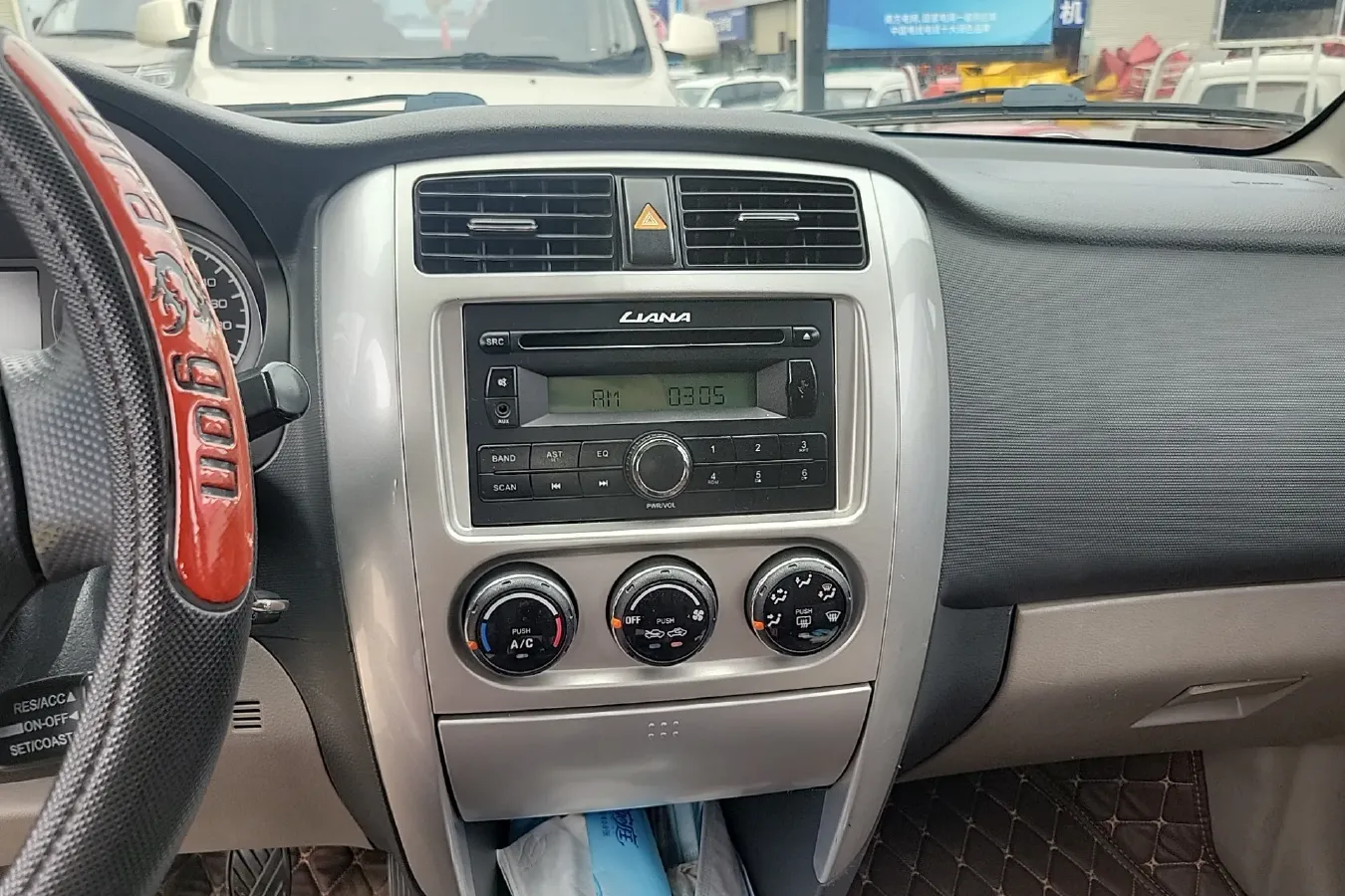 2013 Suzuki Liana 1.4L 101HP L4 5MT,autocango,china used car exporter,china ev exporter,chinese used car exporter,chinese used ev exporter