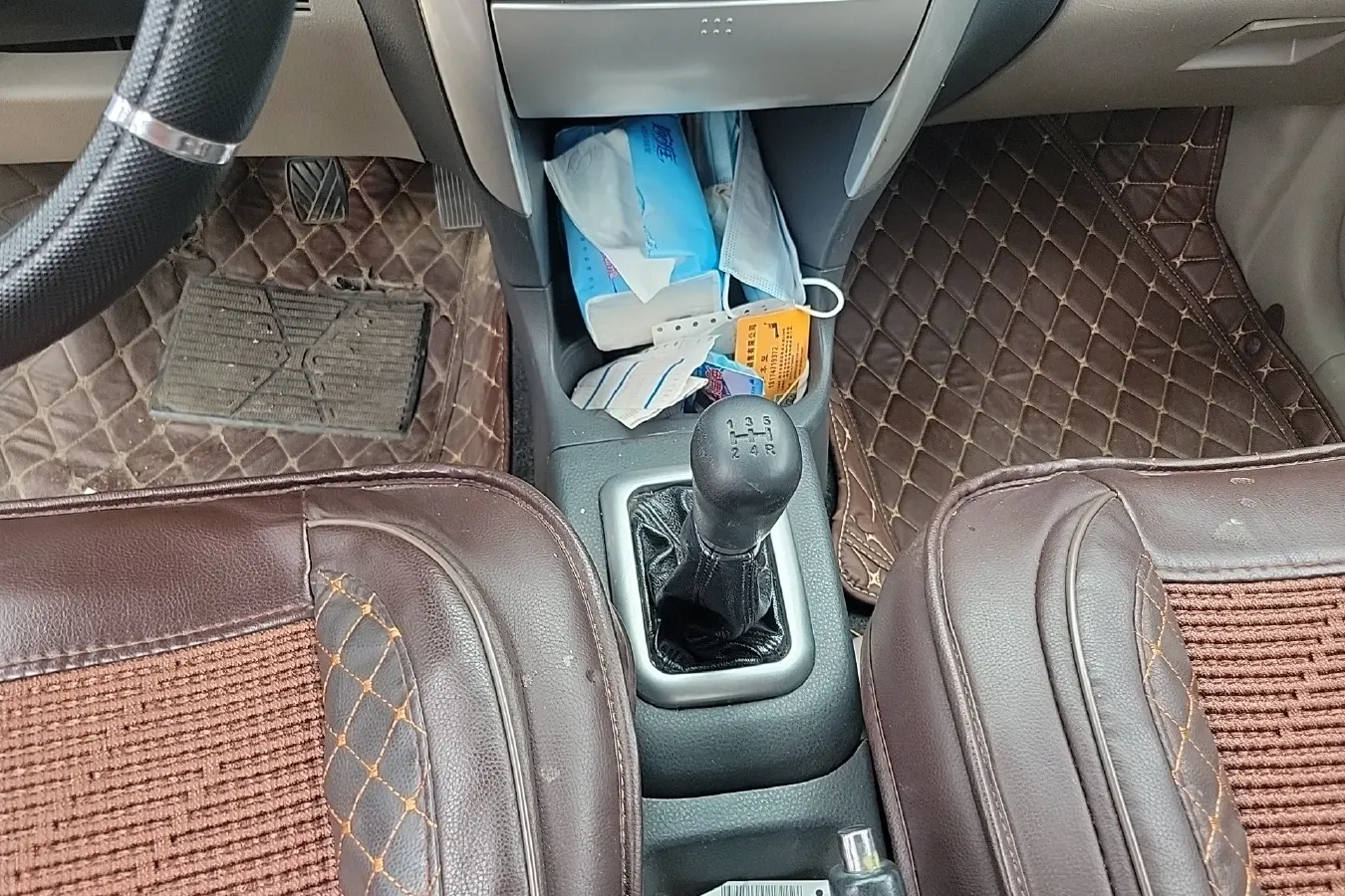 2013 Suzuki Liana 1.4L 101HP L4 5MT,autocango,china used car exporter,china ev exporter,chinese used car exporter,chinese used ev exporter