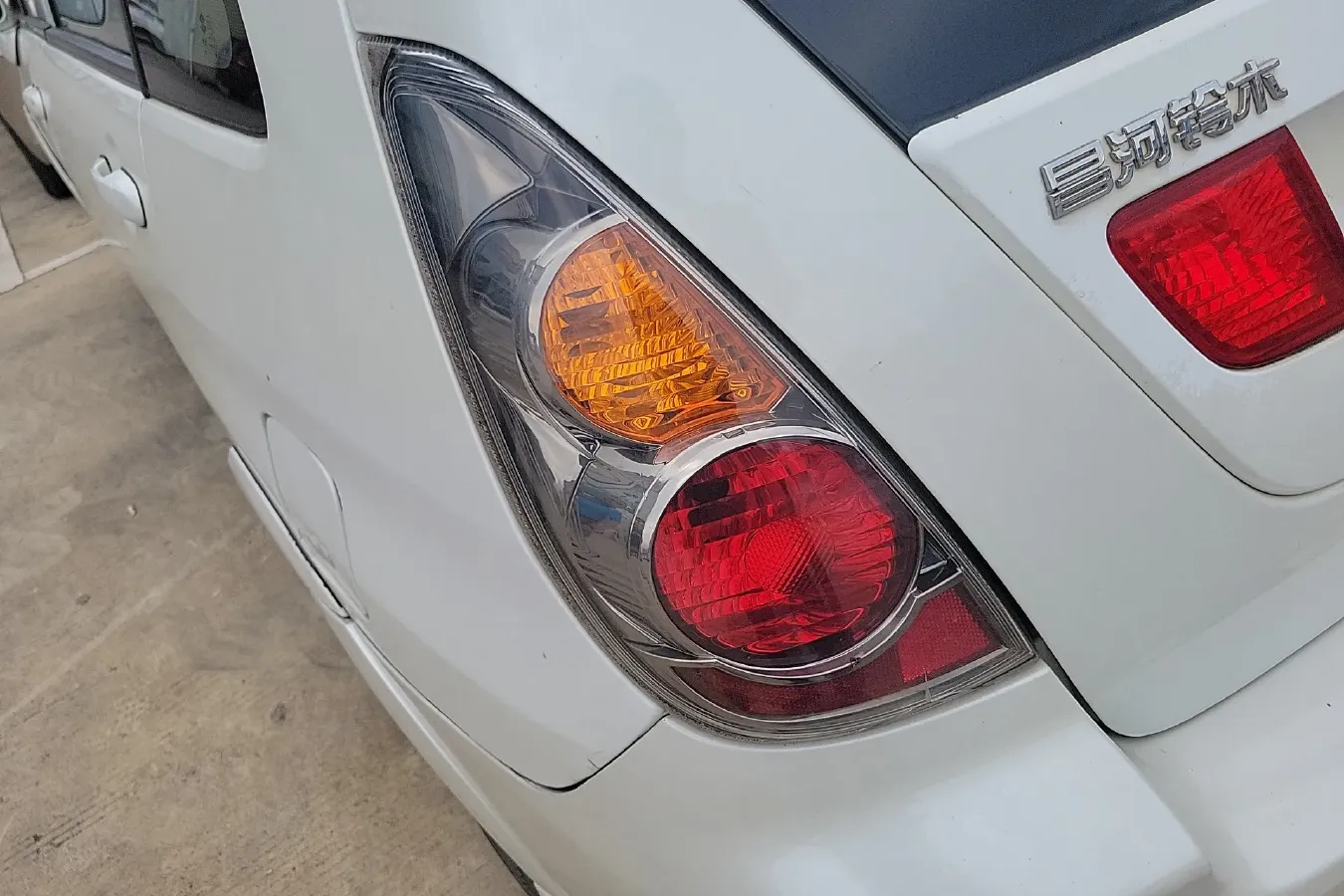 2013 Suzuki Liana 1.4L 101HP L4 5MT,autocango,china used car exporter,china ev exporter,chinese used car exporter,chinese used ev exporter