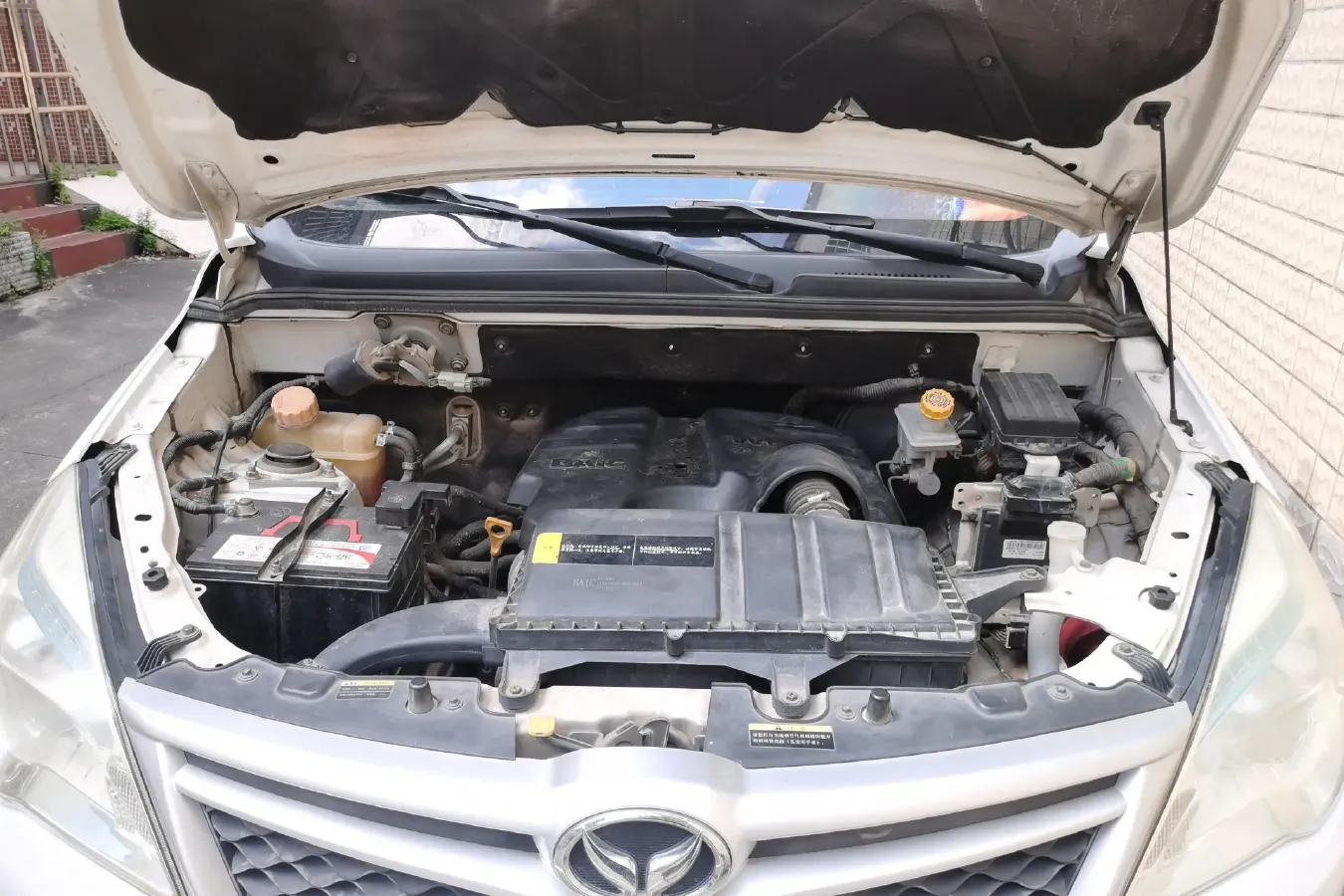 2016 BAIC Hyosow H2 1.5L 106HP L4 5MT,autocango,china used car exporter,china ev exporter,chinese used car exporter,chinese used ev exporter