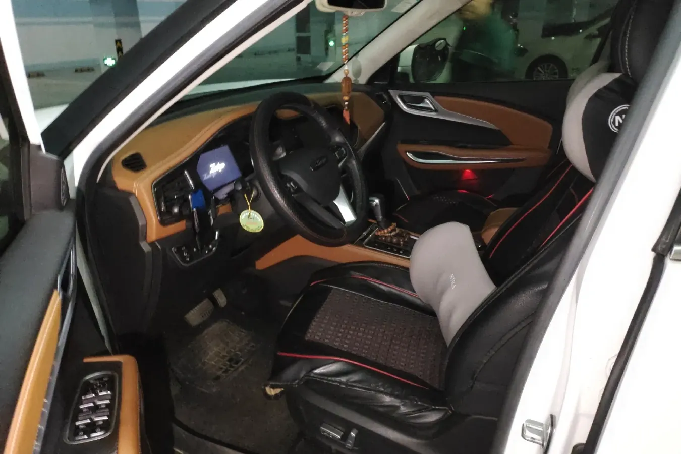 2017 Zotye T300 1.5T 144HP L4 CVT,autocango,china used car exporter,china ev exporter,chinese used car exporter,chinese used ev exporter