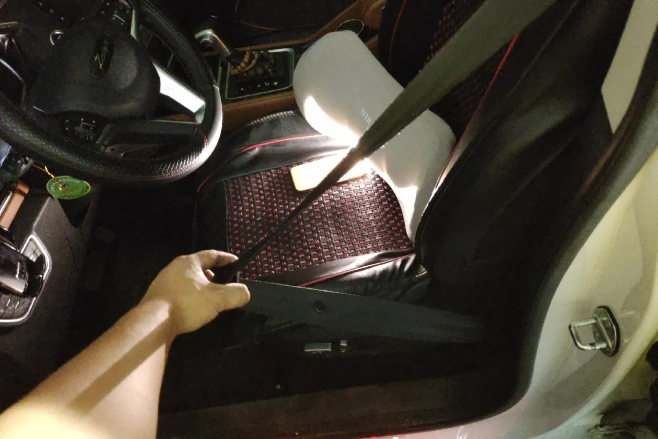 2017 Zotye T300 1.5T 144HP L4 CVT,autocango,china used car exporter,china ev exporter,chinese used car exporter,chinese used ev exporter