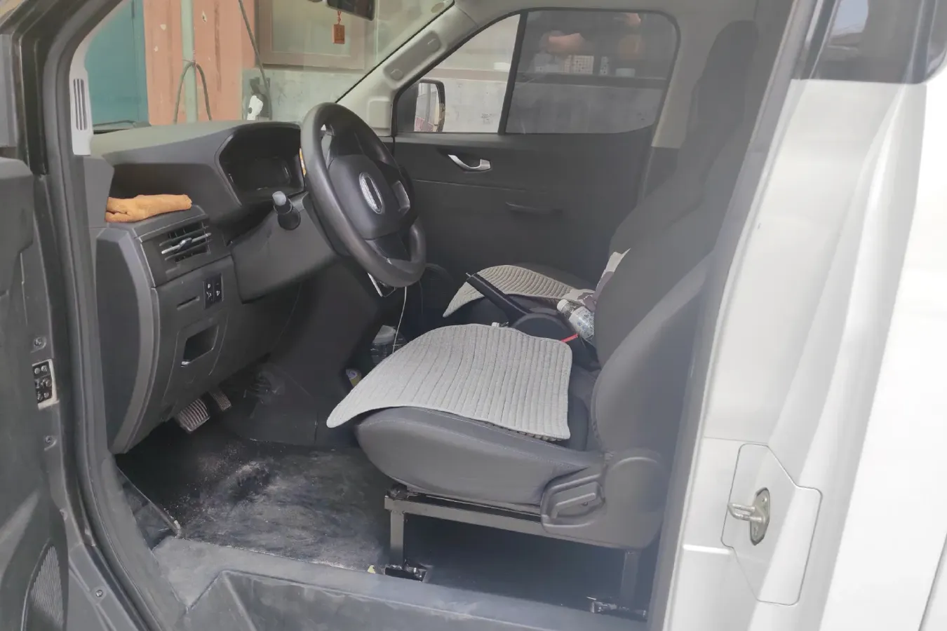 2019 Karry Dolphin EV BEV 44.5KWH,autocango,china used car exporter,china ev exporter,chinese used car exporter,chinese used ev exporter