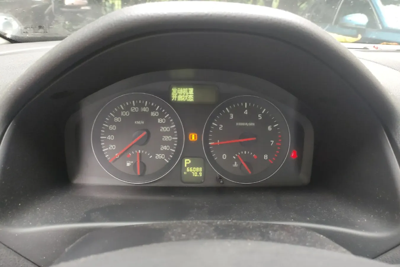 2010 Volvo C30 2.0L 145HP L4 6DCT,autocango,china used car exporter,china ev exporter,chinese used car exporter,chinese used ev exporter