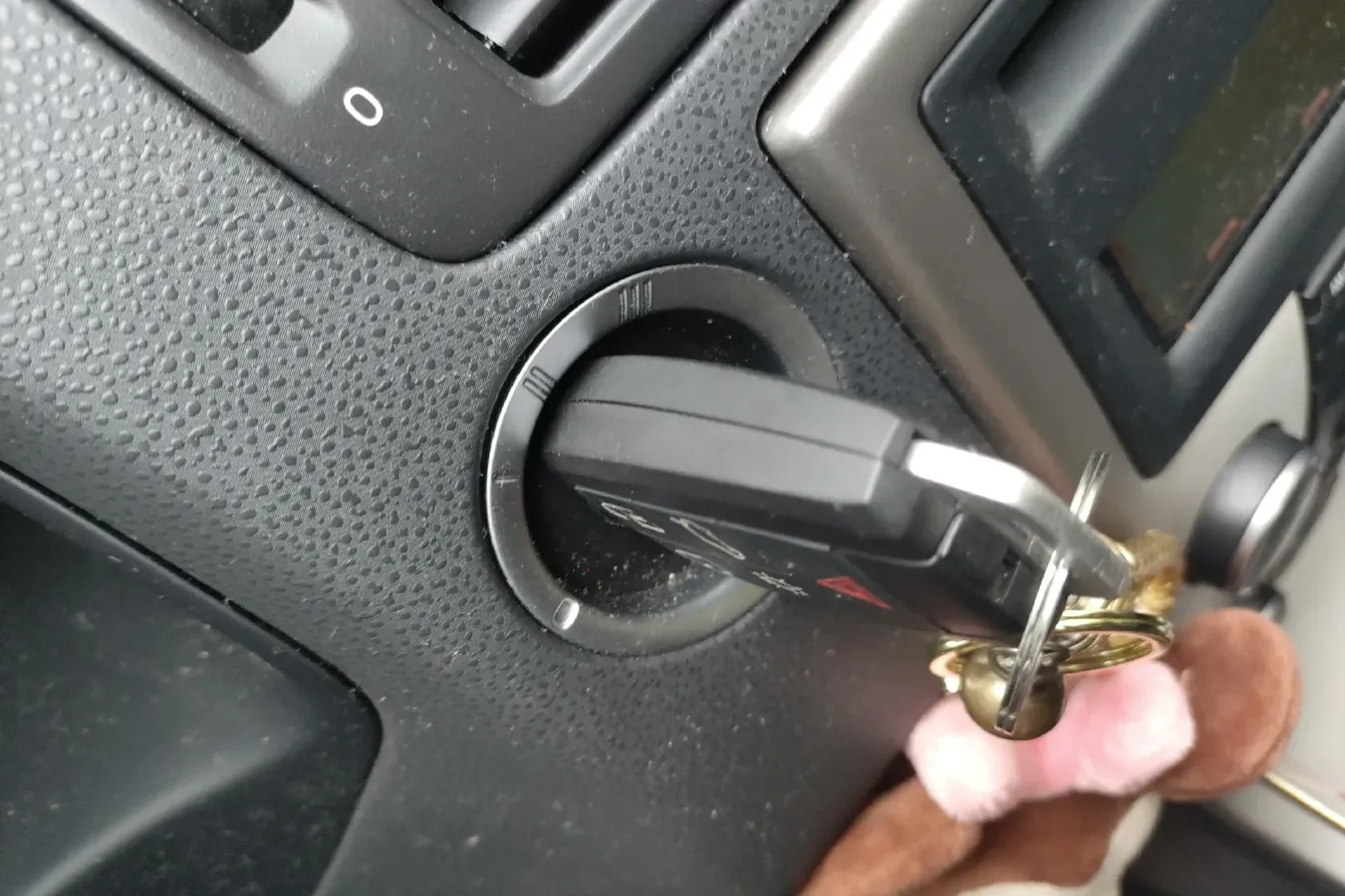 2010 Volvo C30 2.0L 145HP L4 6DCT,autocango,china used car exporter,china ev exporter,chinese used car exporter,chinese used ev exporter